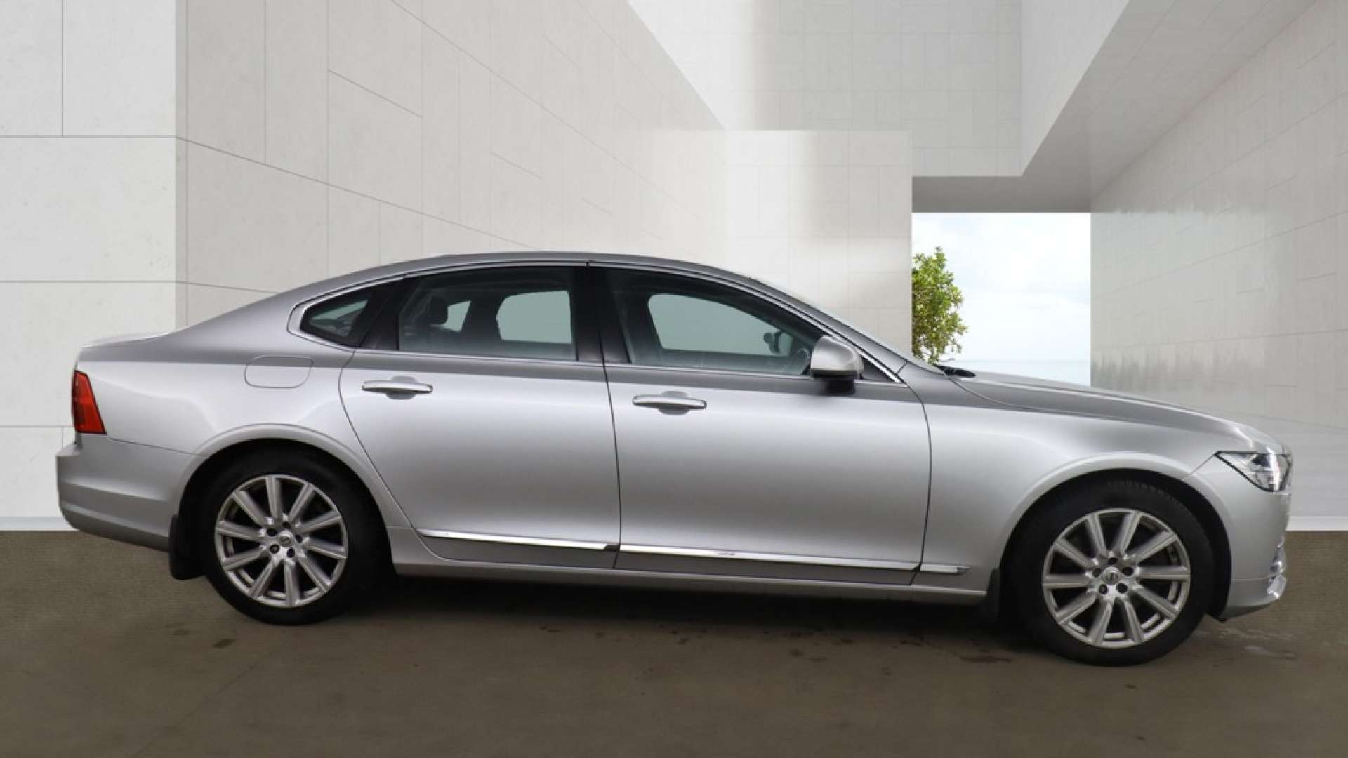 2017 Volvo S90 — image 6
