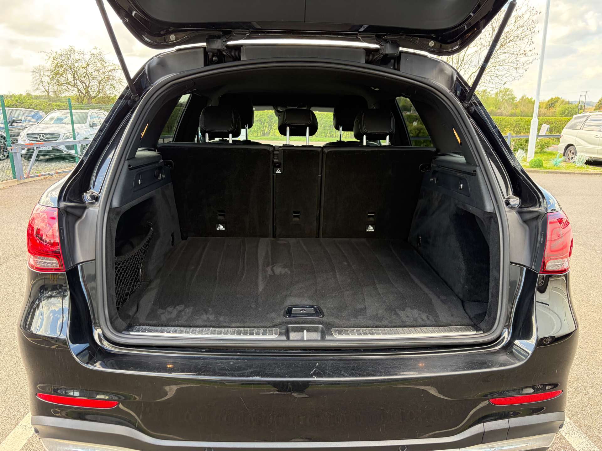2019 Mercedes-Benz GLC300 — image 26