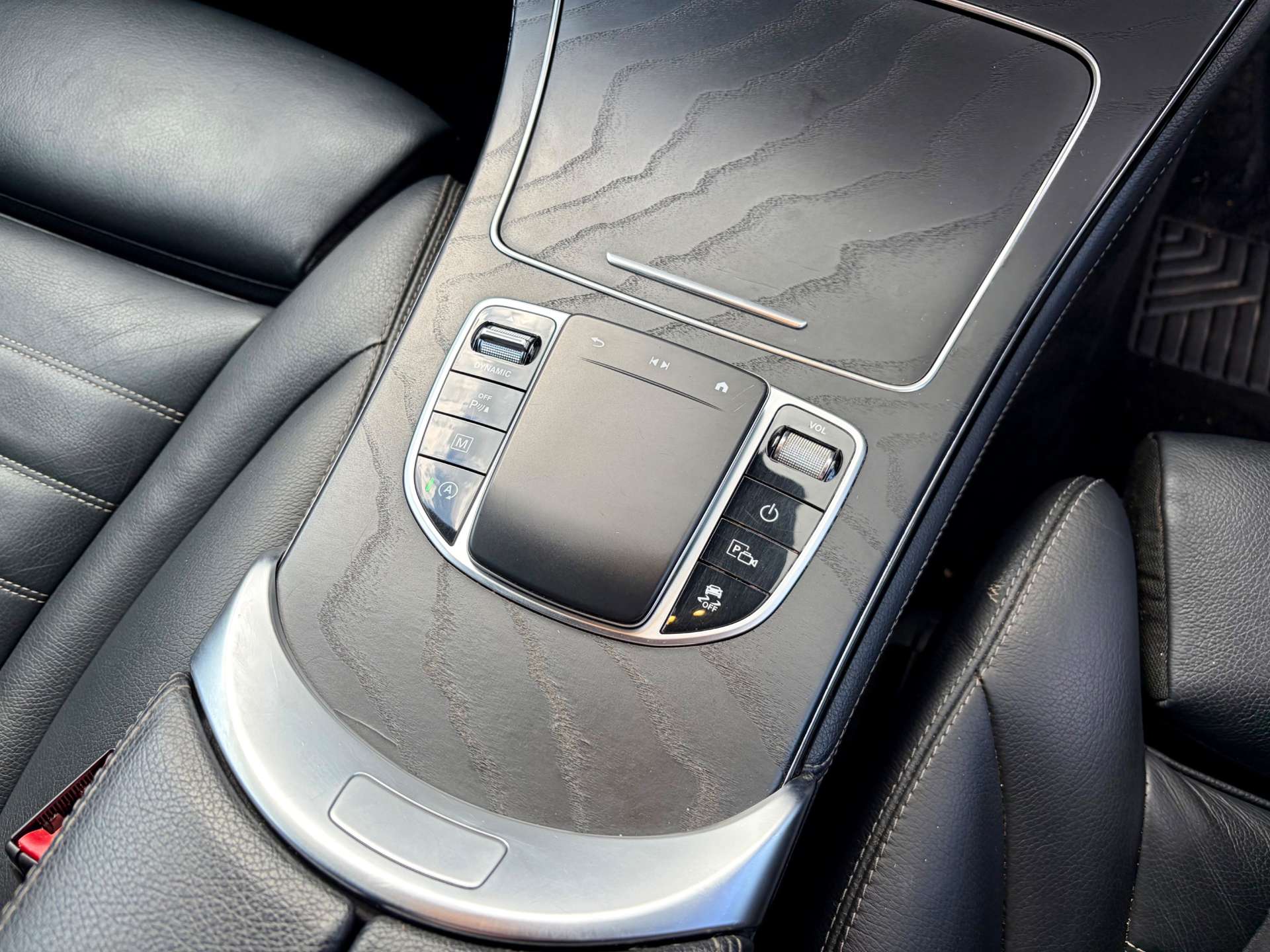 2019 Mercedes-Benz GLC300 — image 47