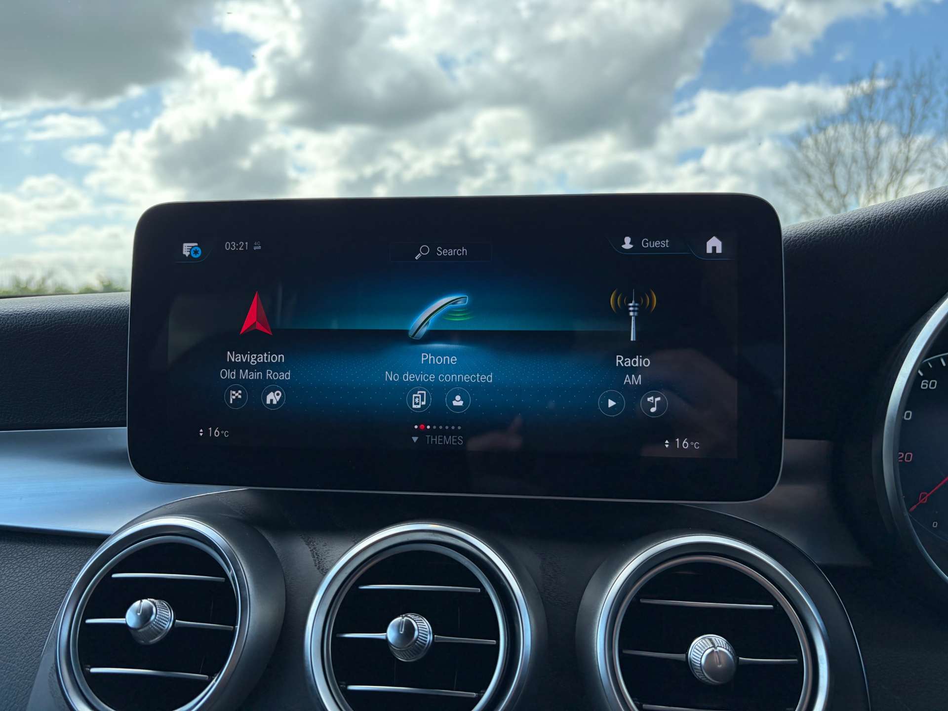 2019 Mercedes-Benz GLC300 — image 50