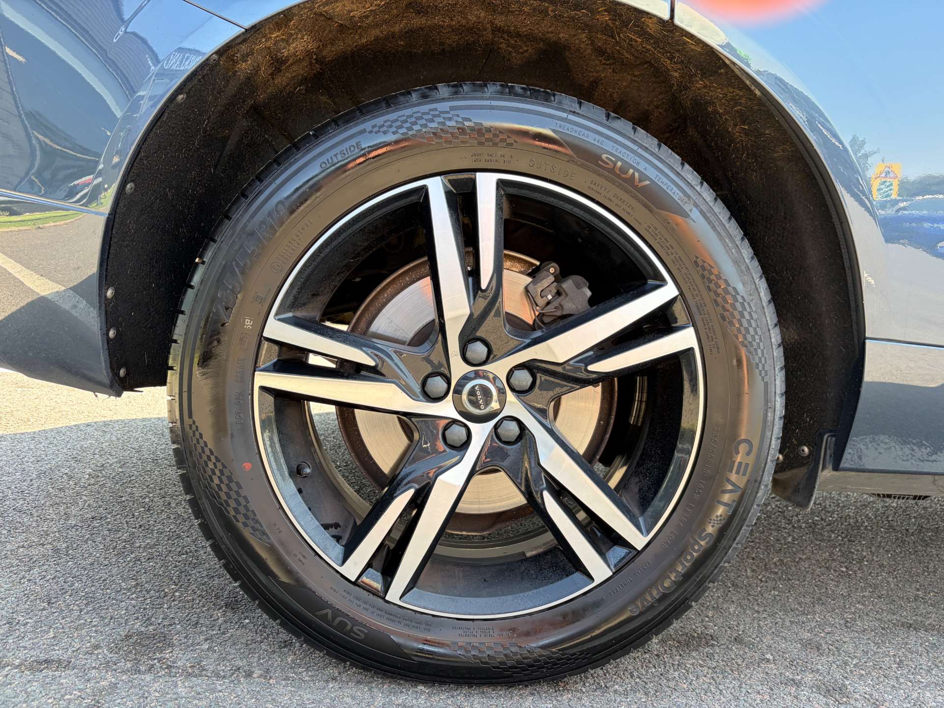 2021 Volvo XC60 — image 13
