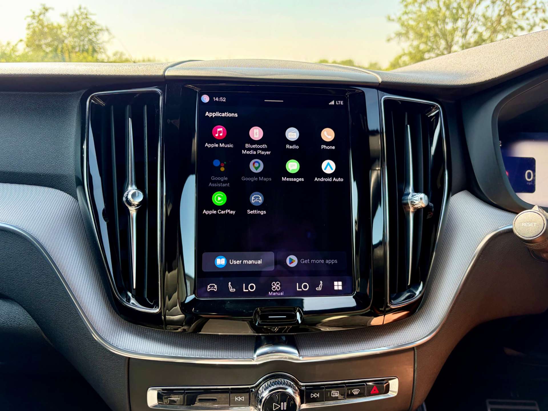 2021 Volvo XC60 — image 39