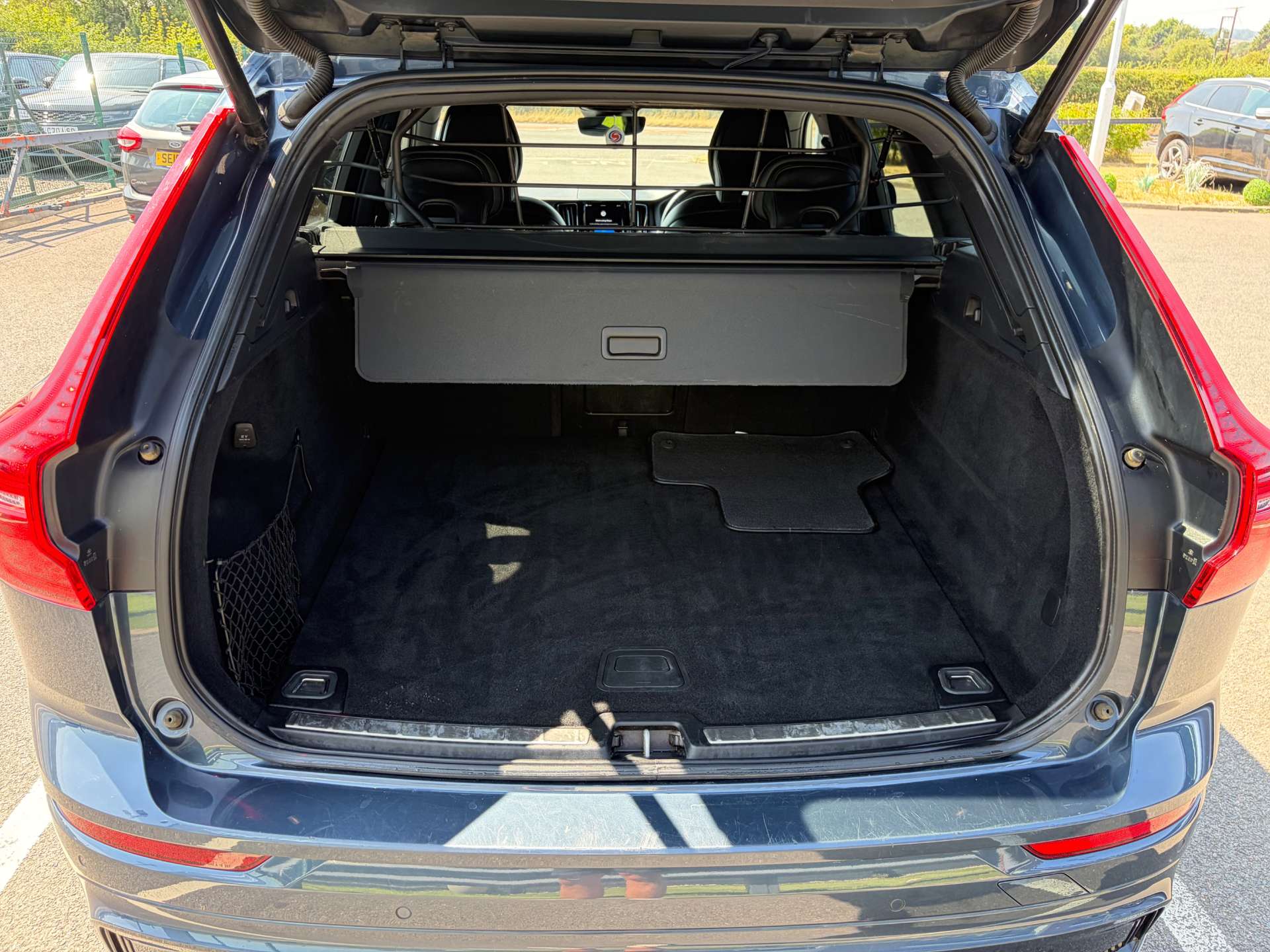 2021 Volvo XC60 — image 24