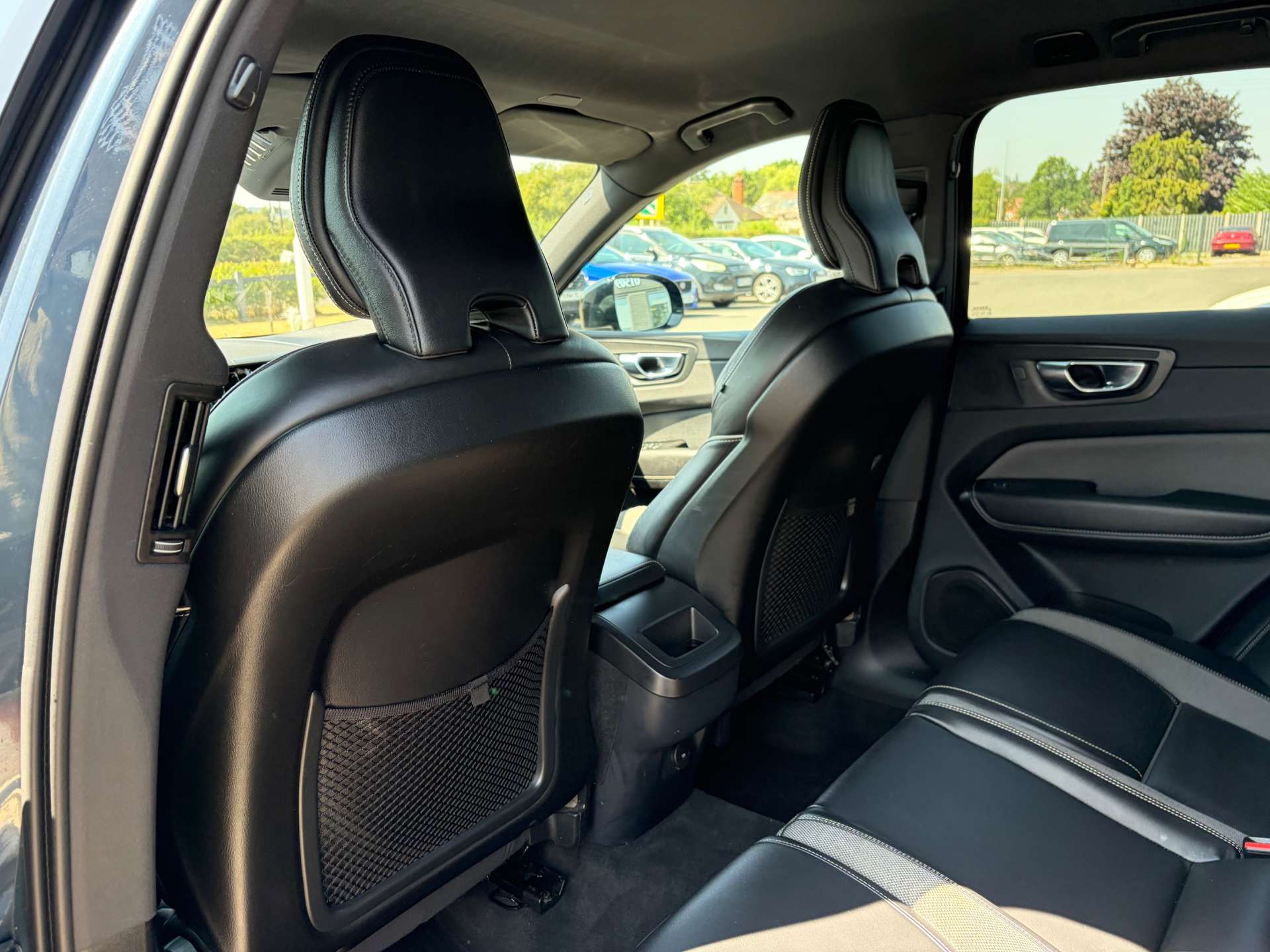 2021 Volvo XC60 — image 21