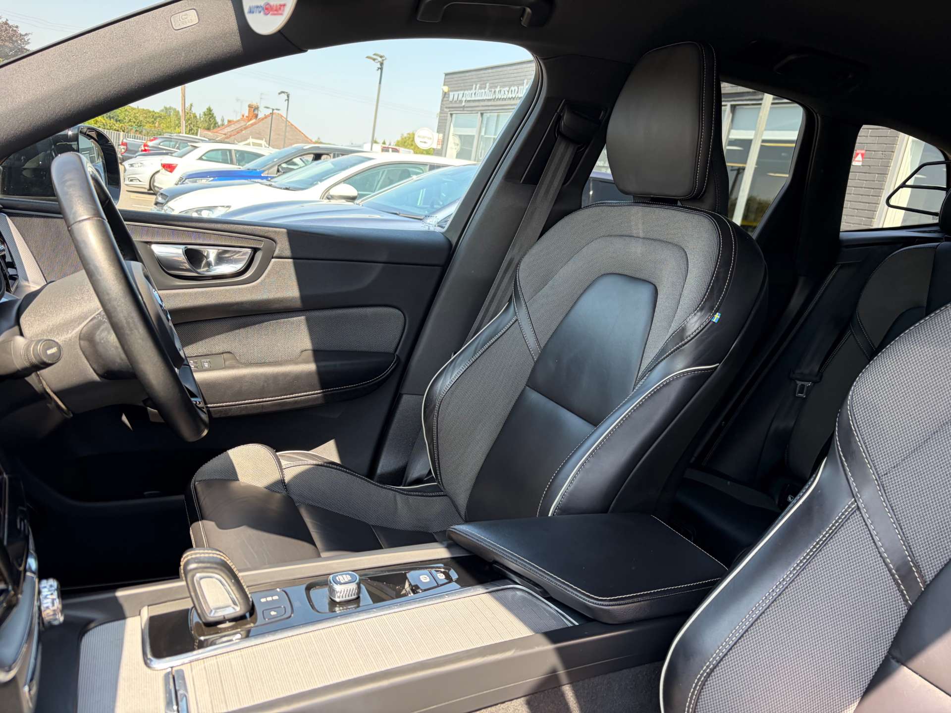 2021 Volvo XC60 — image 18
