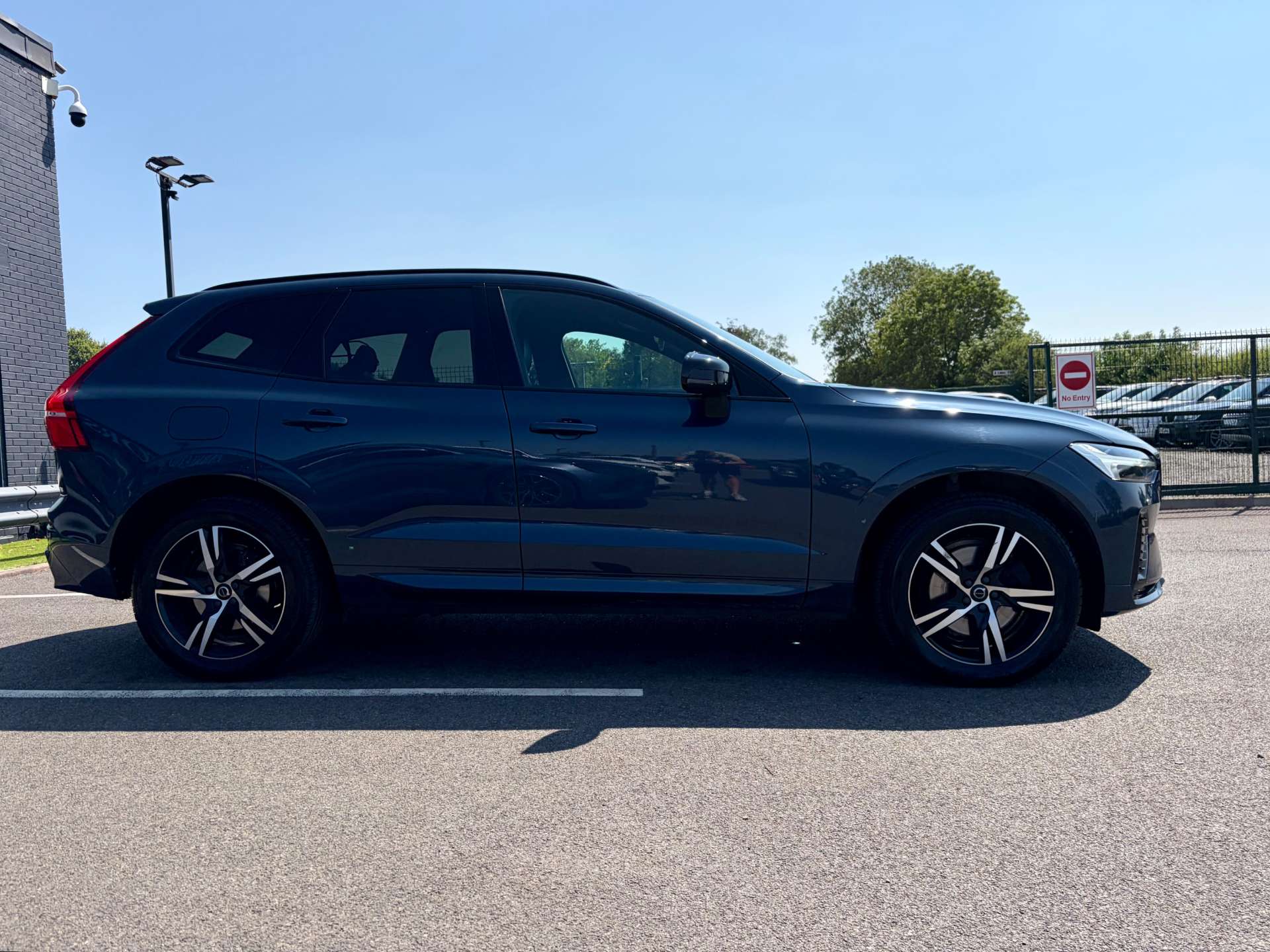 2021 Volvo XC60 — image 10