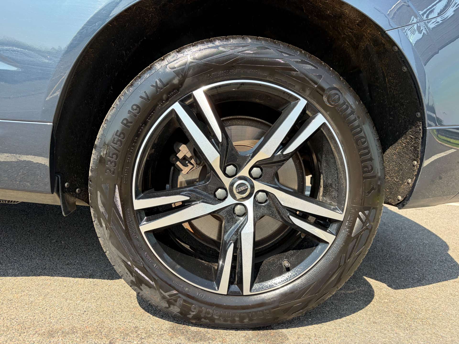 2021 Volvo XC60 — image 12
