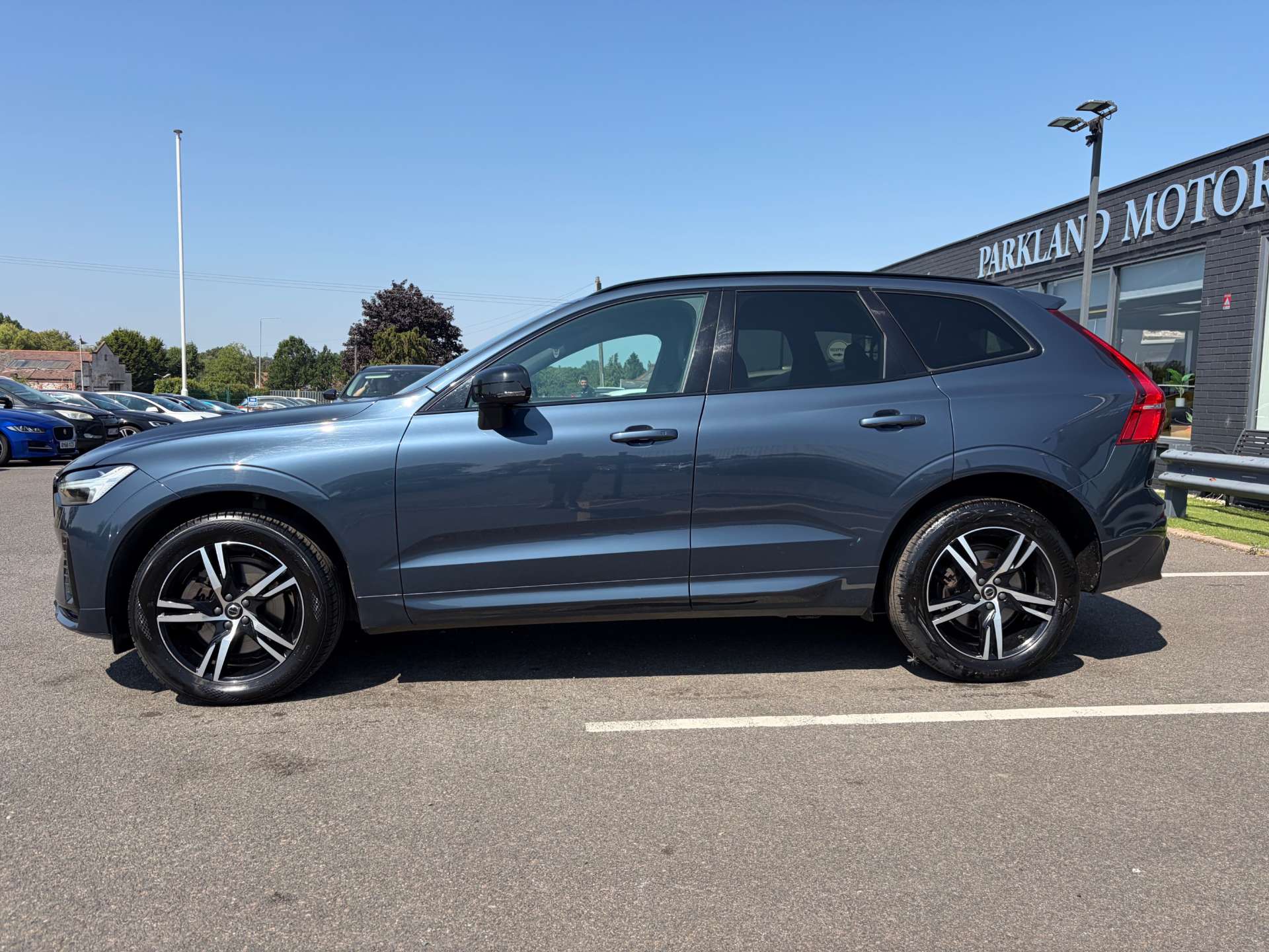 2021 Volvo XC60 — image 6