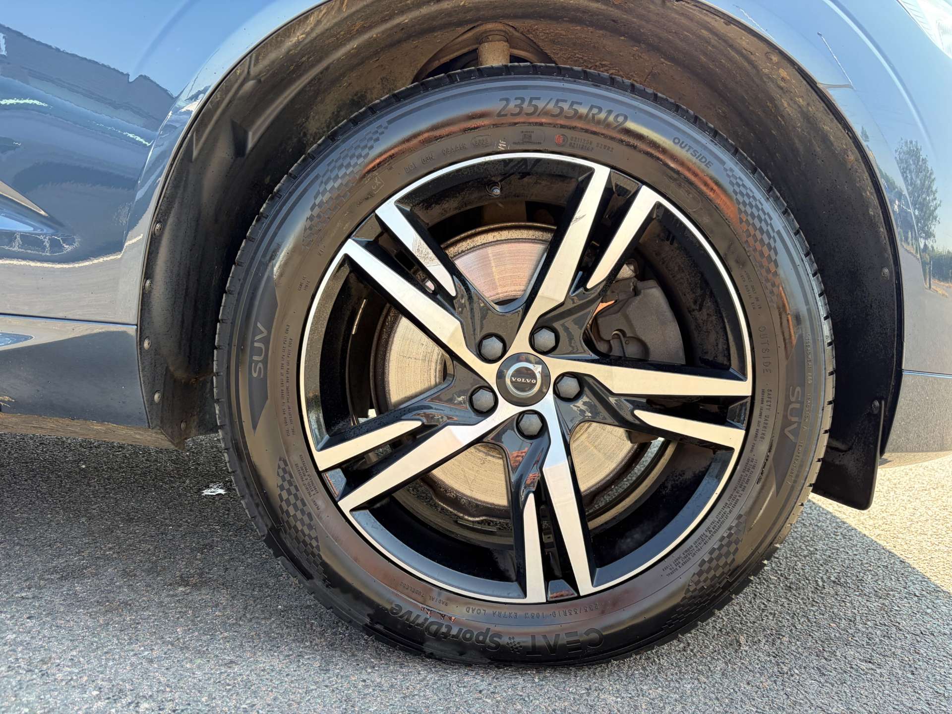 2021 Volvo XC60 — image 14
