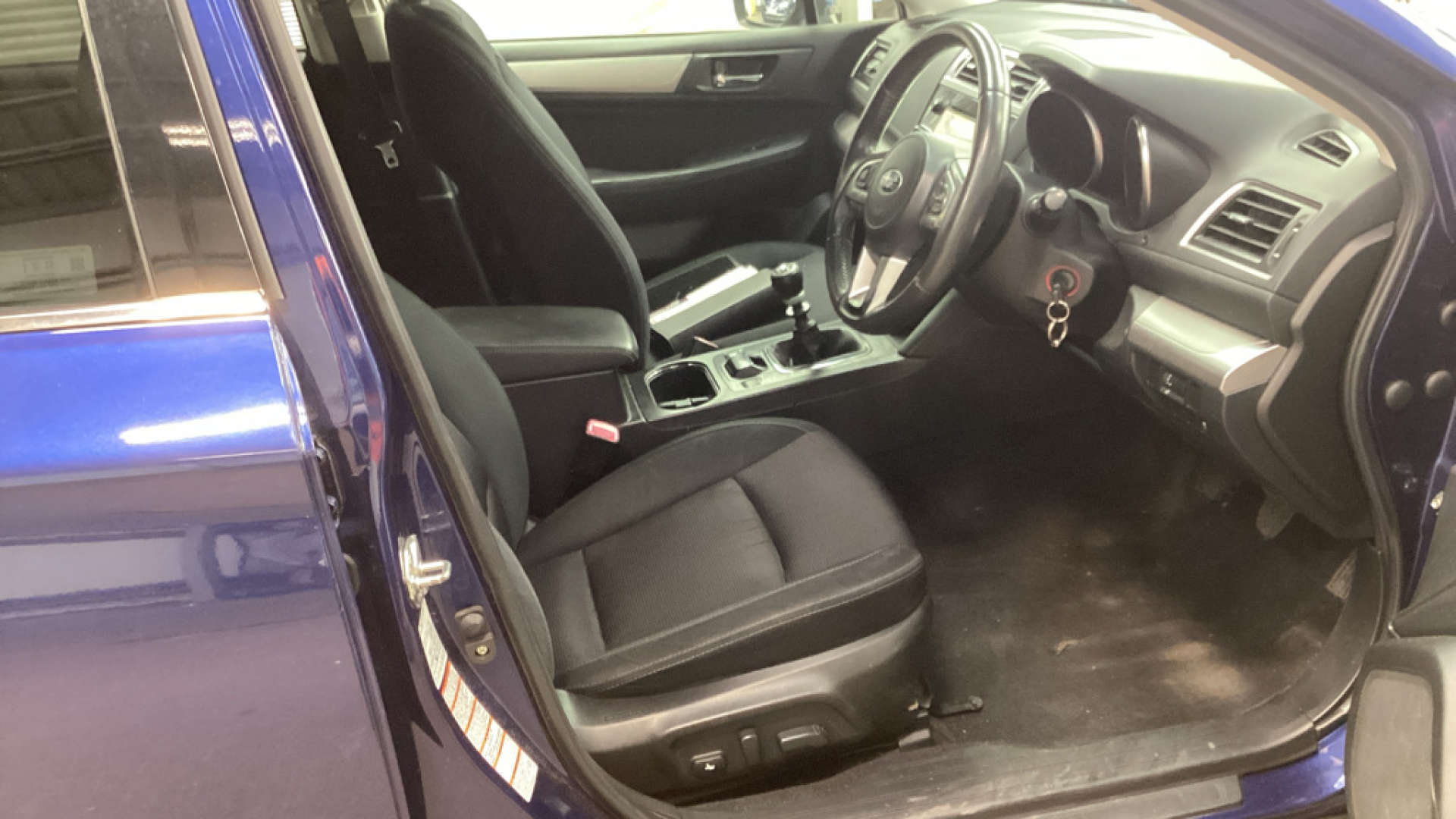 2015 Subaru Outback — image 12