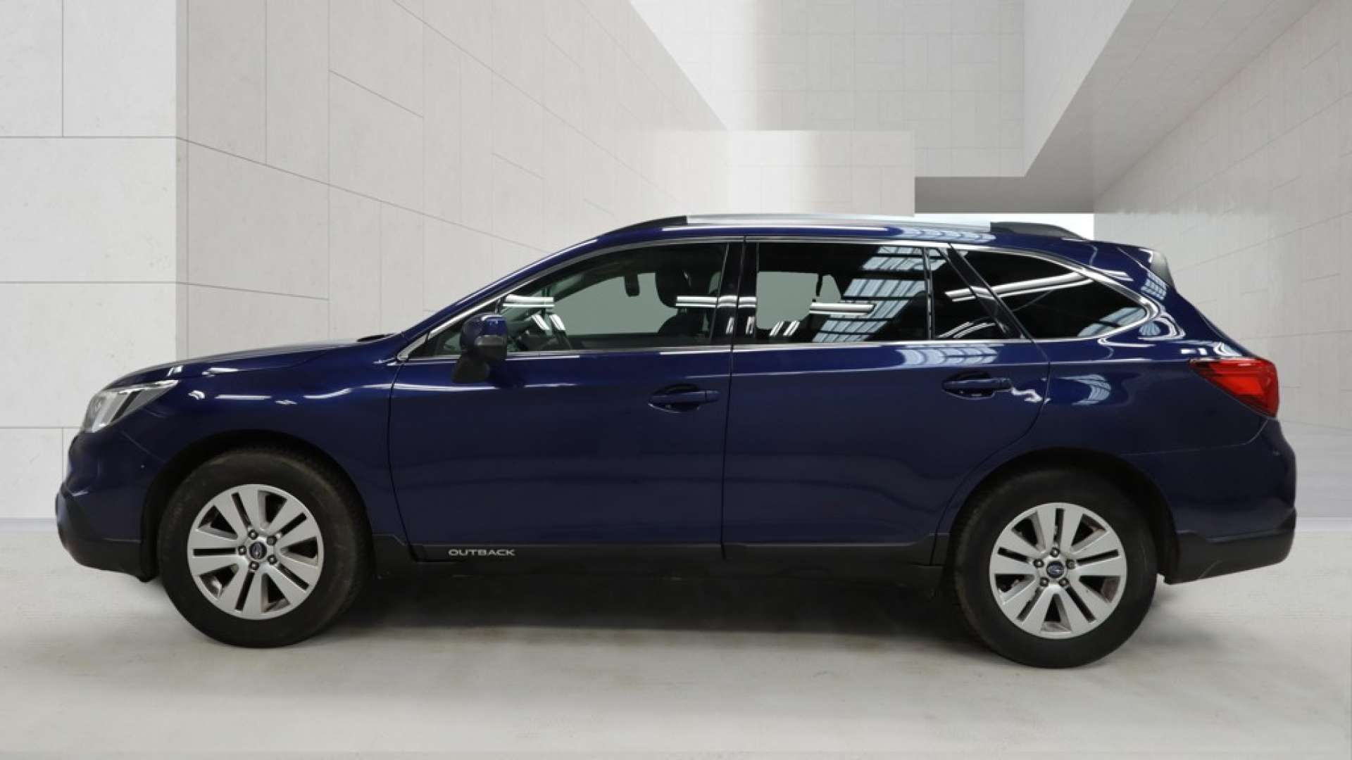2015 Subaru Outback — image 7
