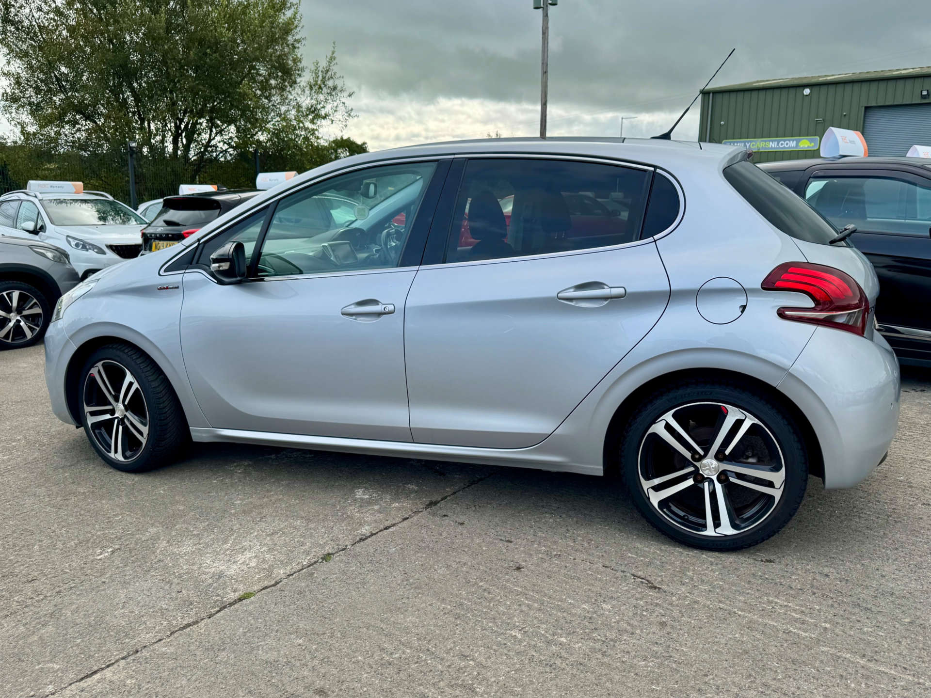 Used Peugeot 208