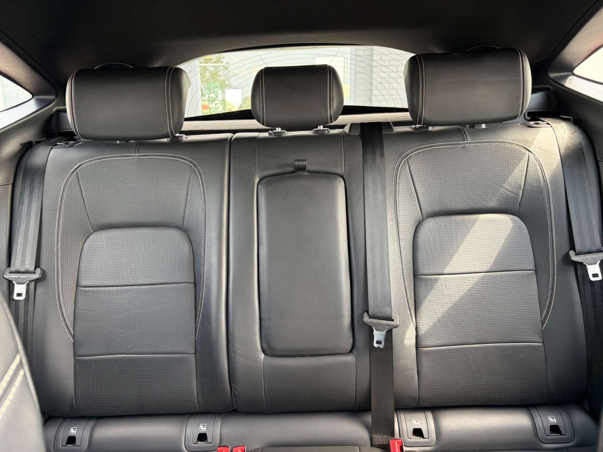 2018 Jaguar E-PACE — image 32