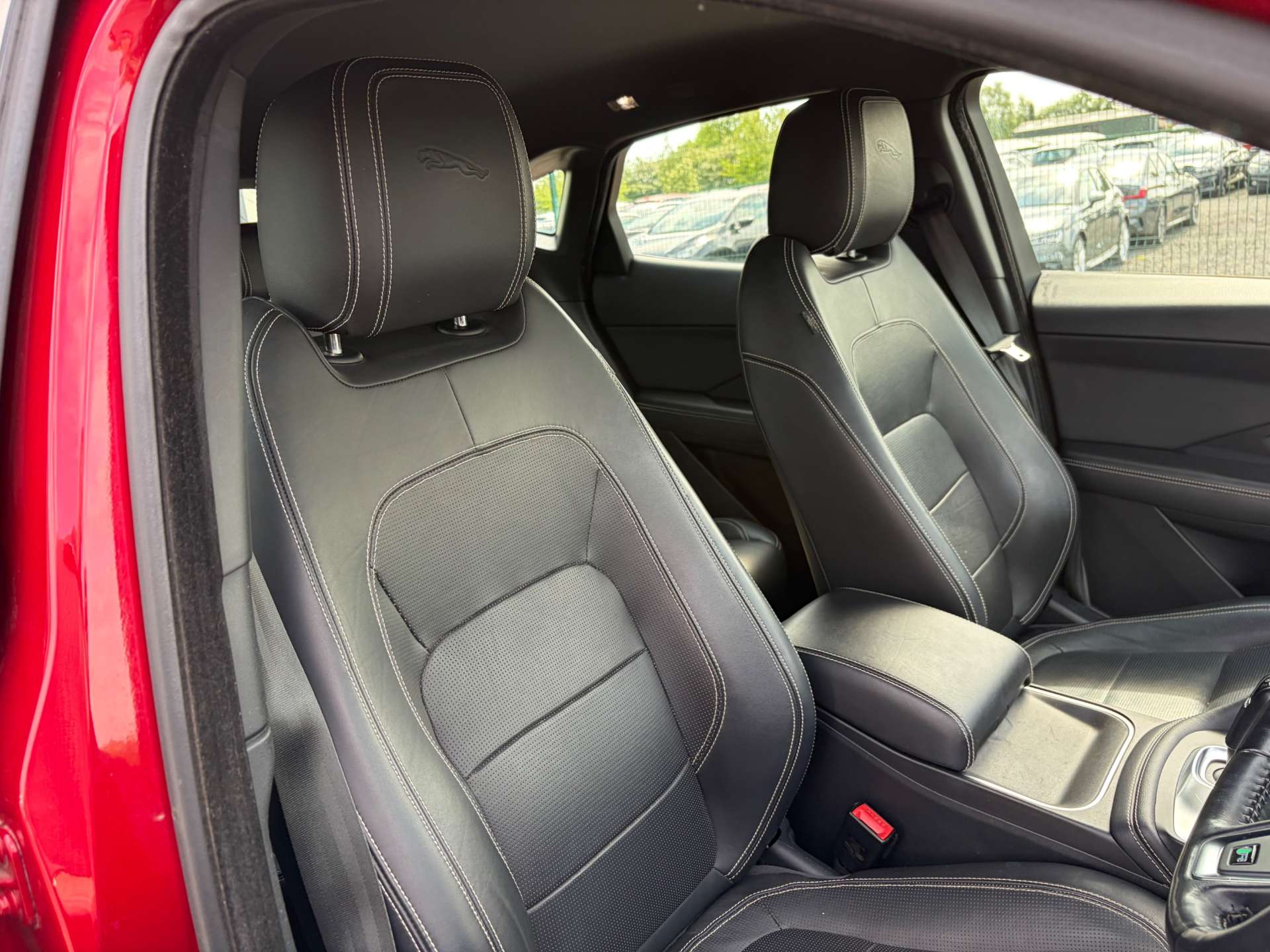 2018 Jaguar E-PACE — image 36