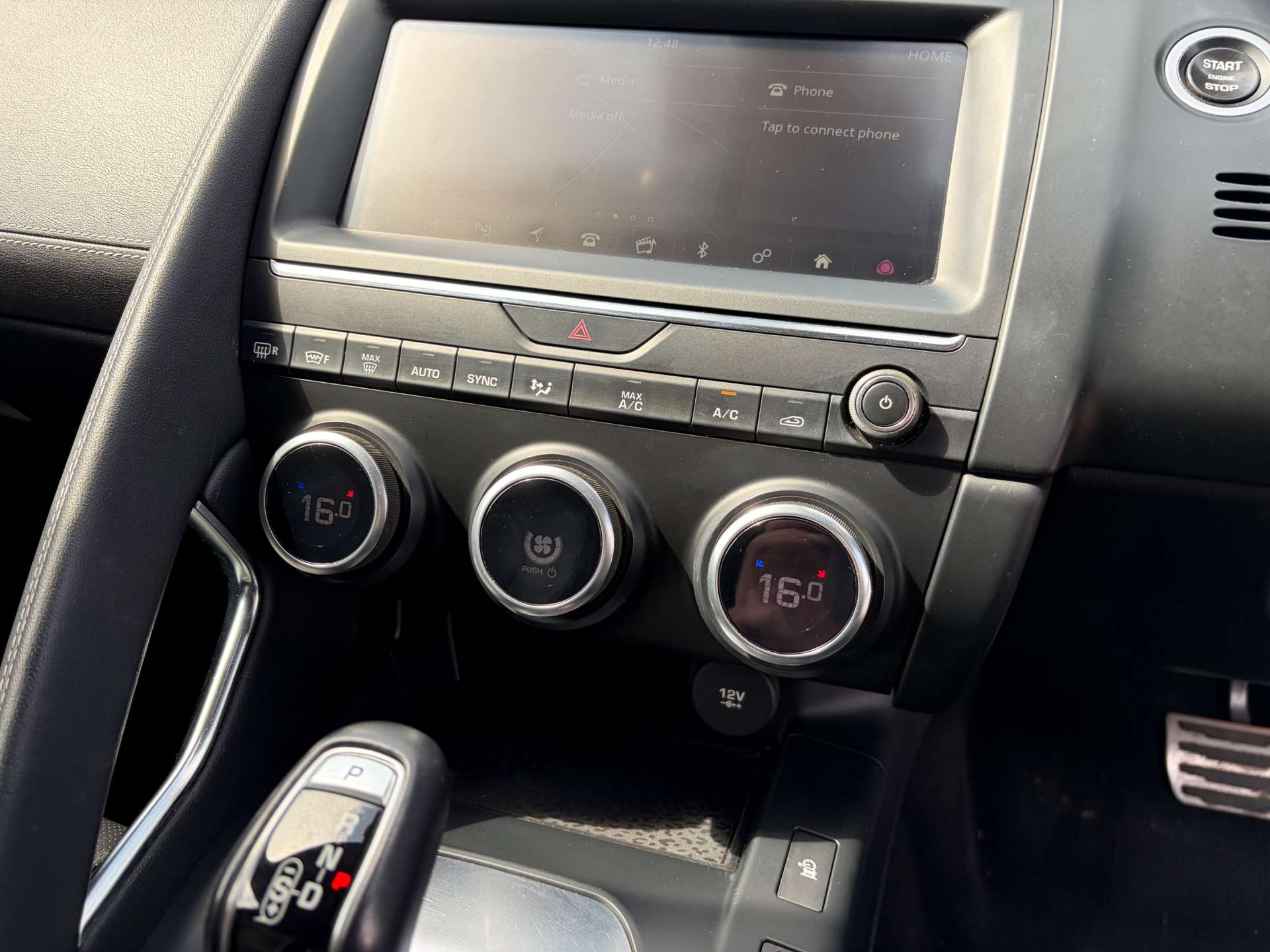 2018 Jaguar E-PACE — image 48