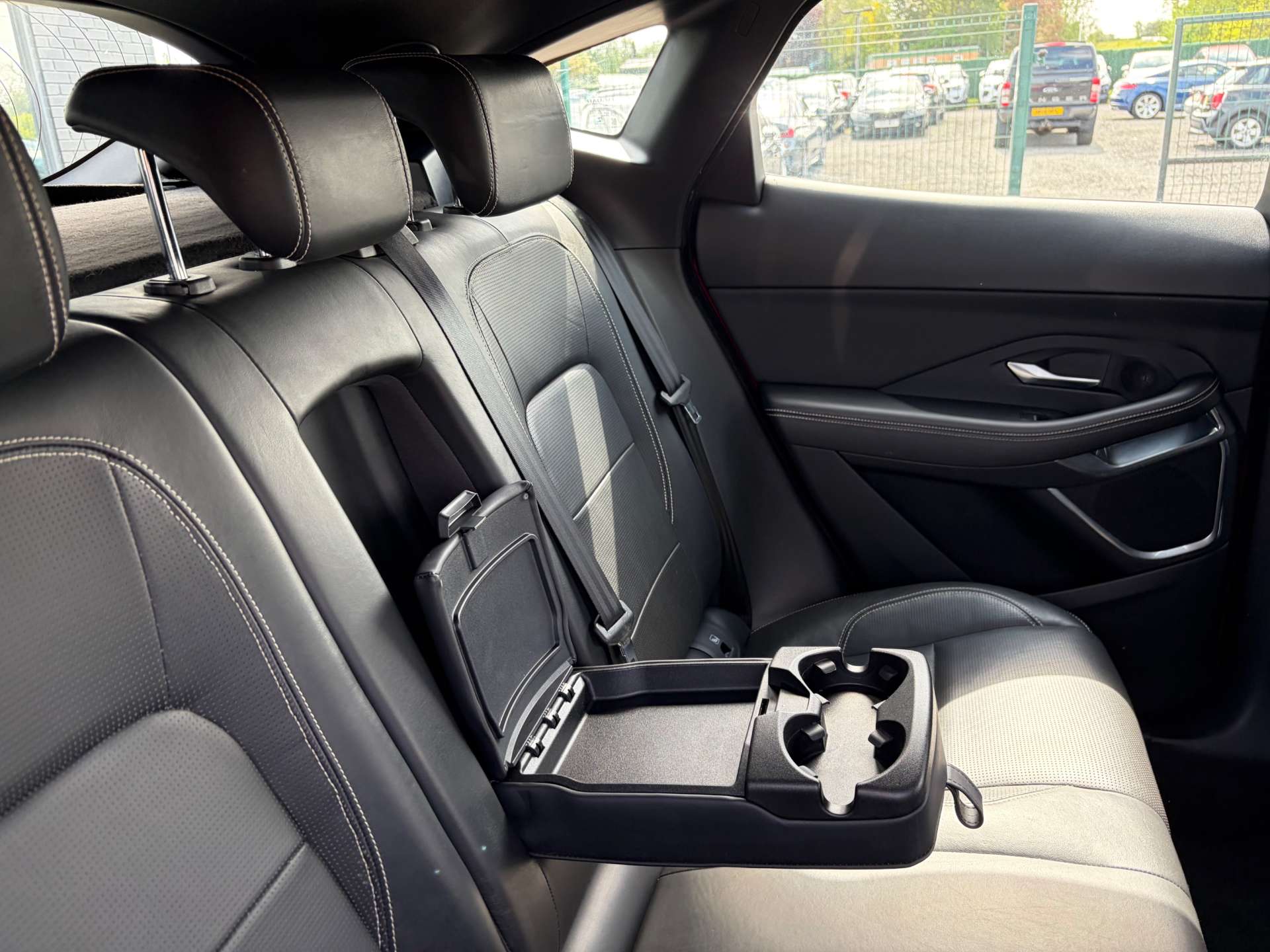 2018 Jaguar E-PACE — image 31