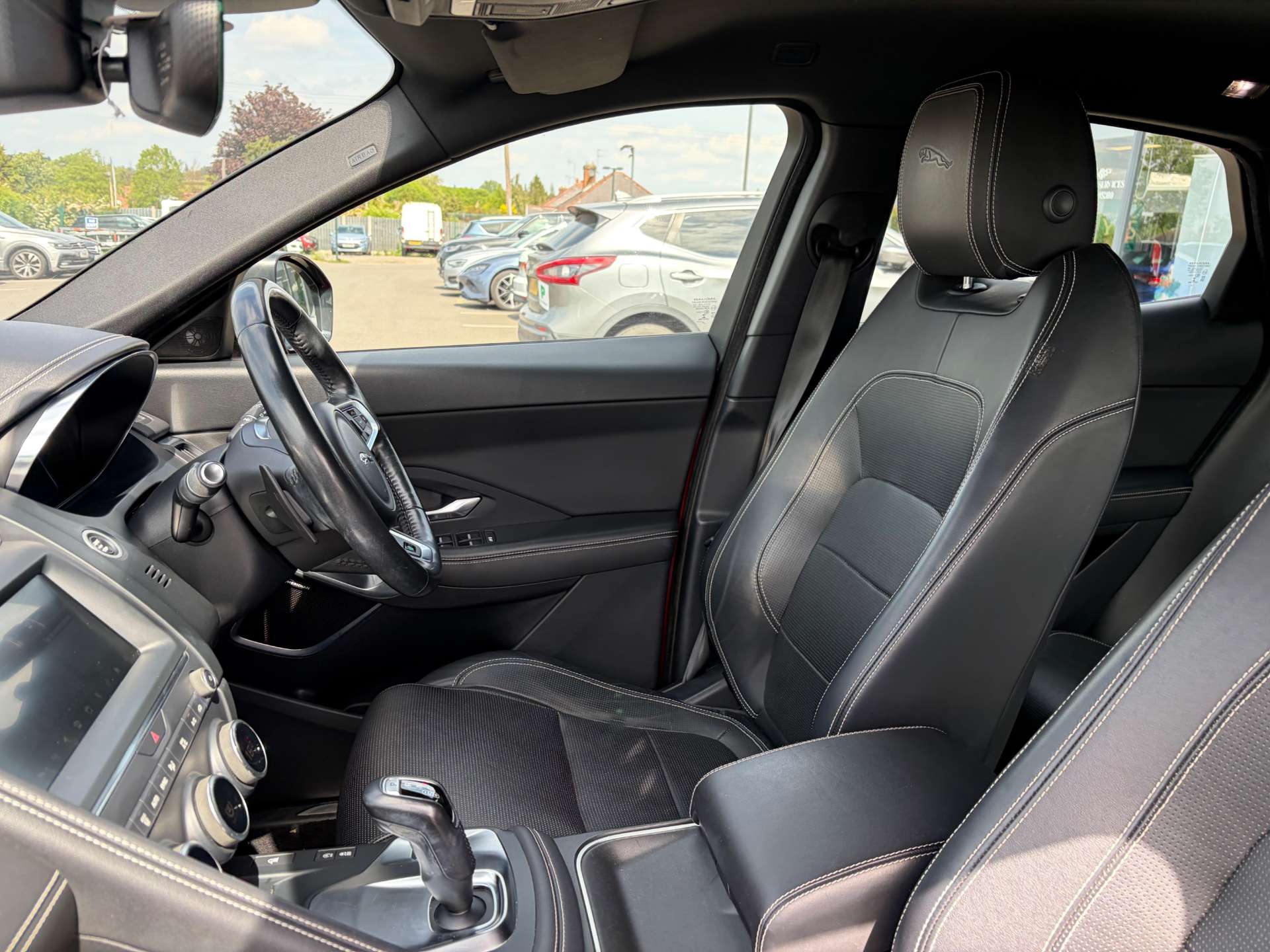 2018 Jaguar E-PACE — image 18