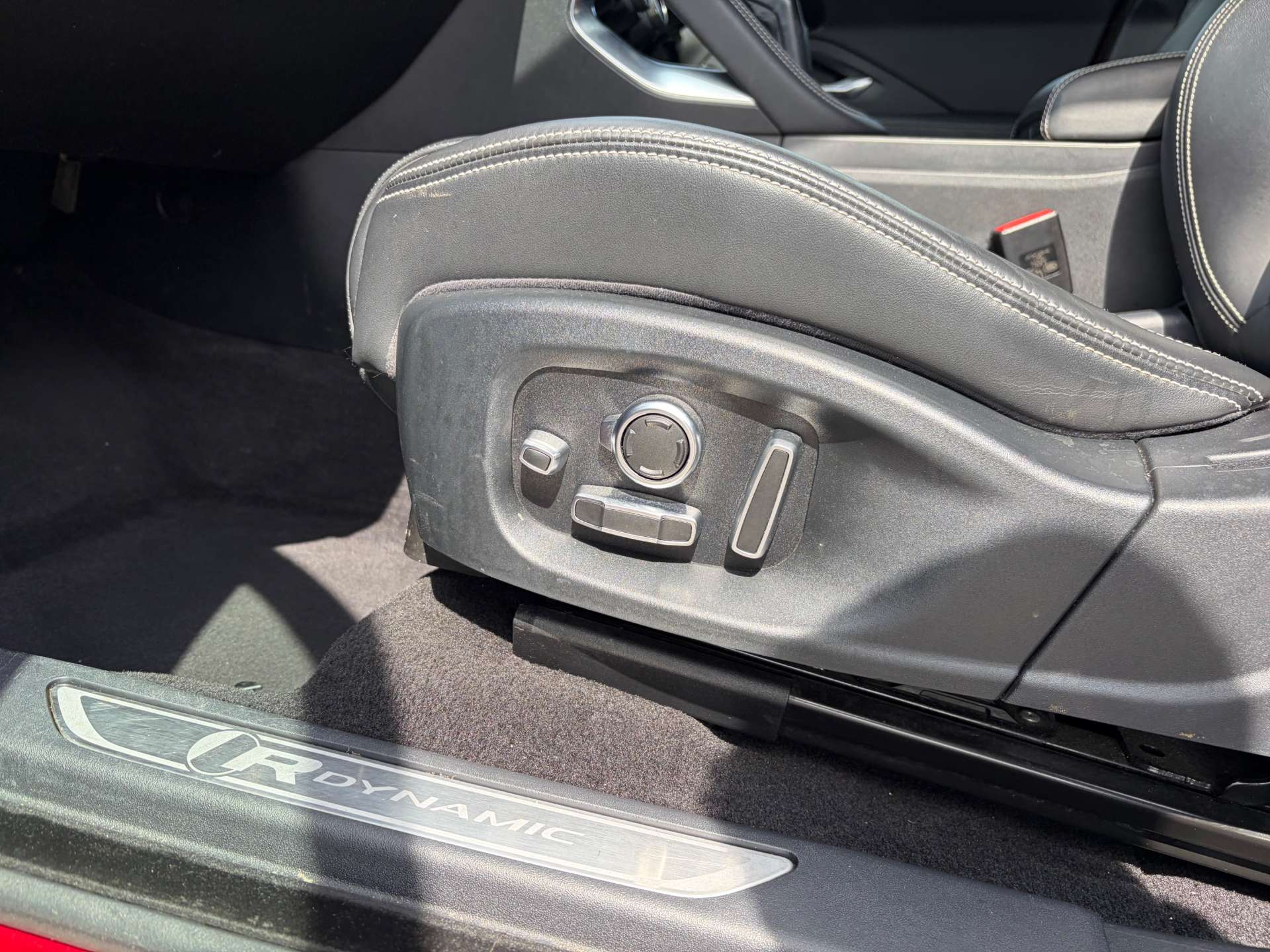 2018 Jaguar E-PACE — image 19