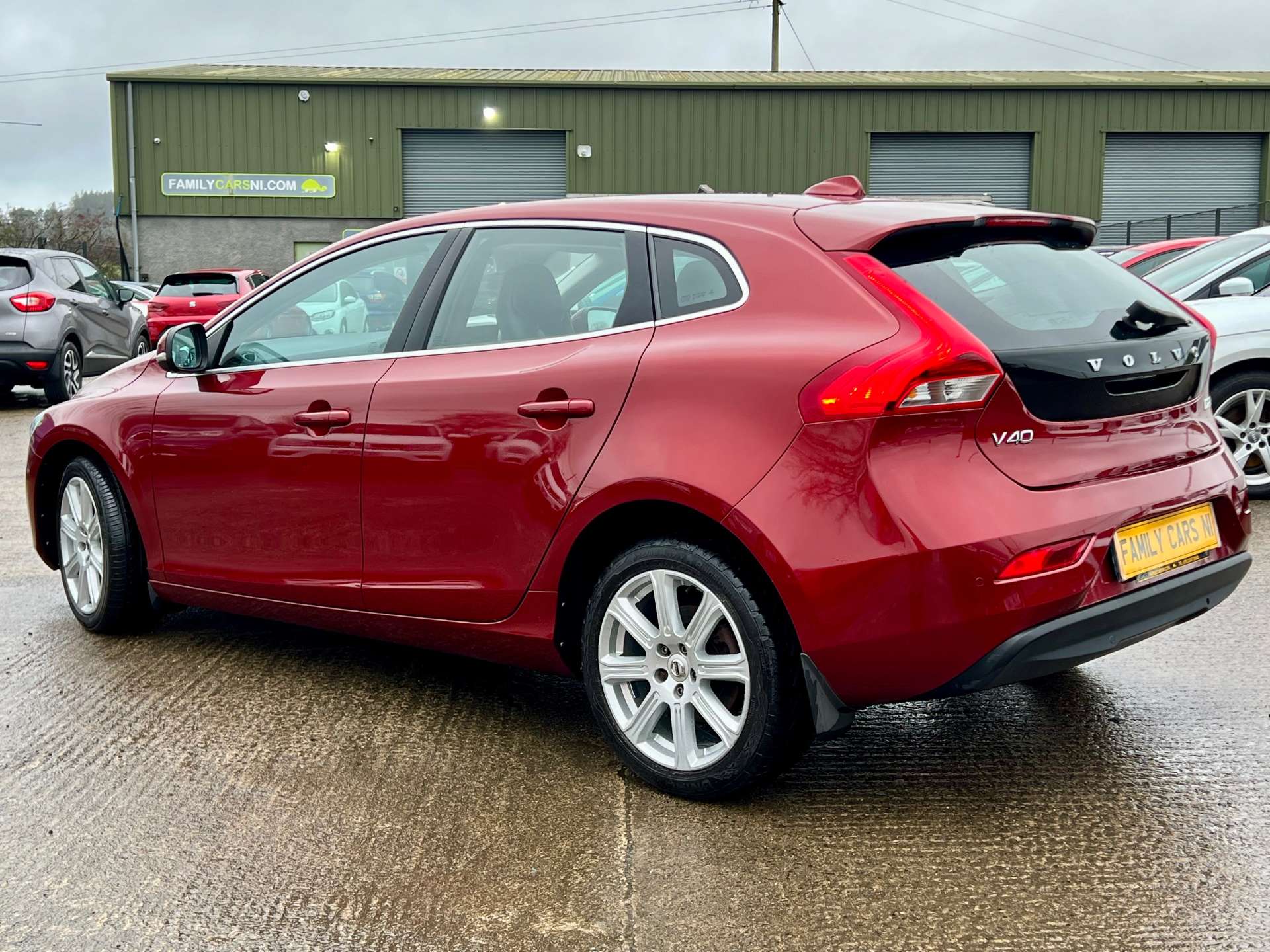 Used Volvo V40