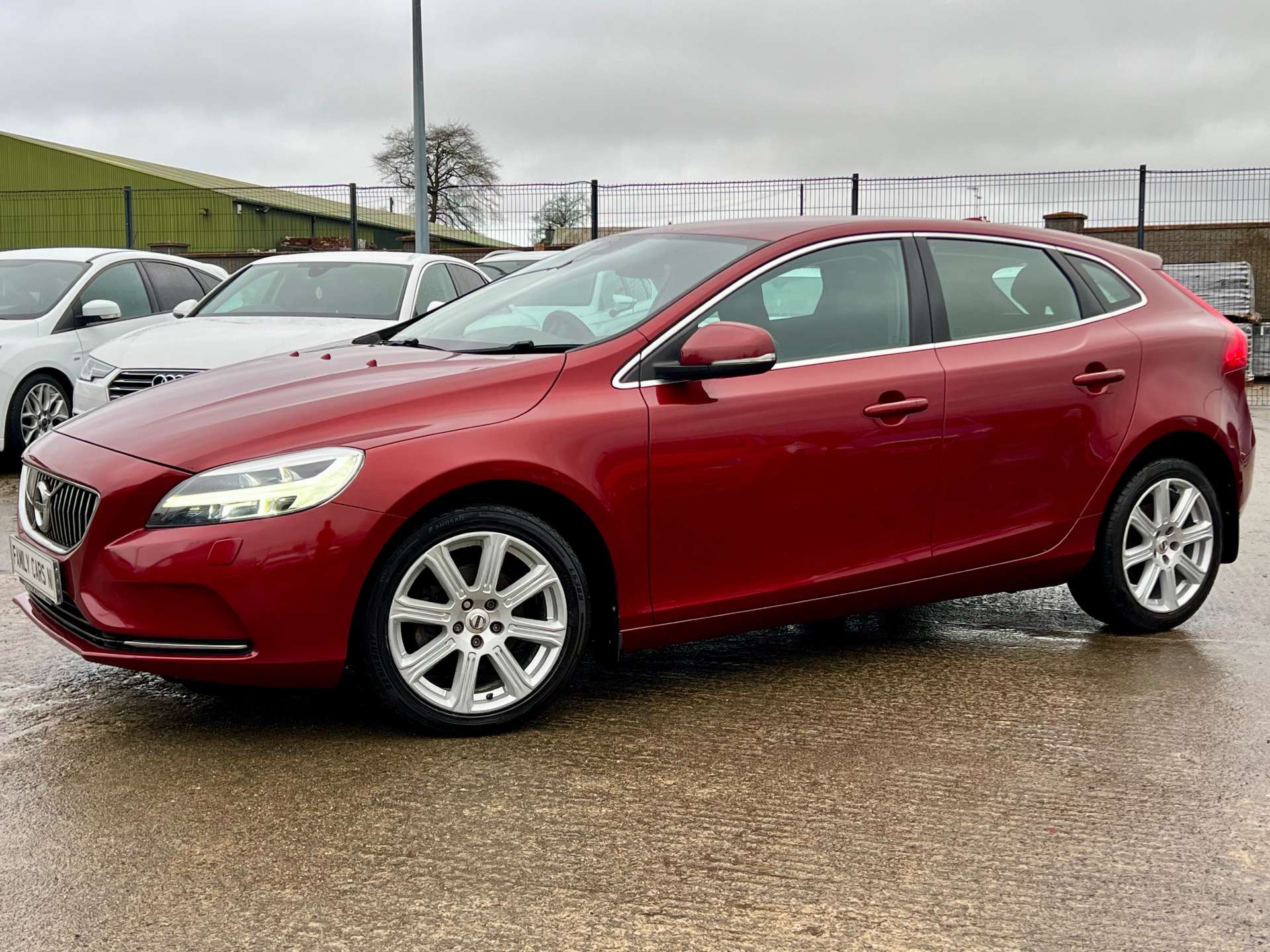 Used Volvo V40
