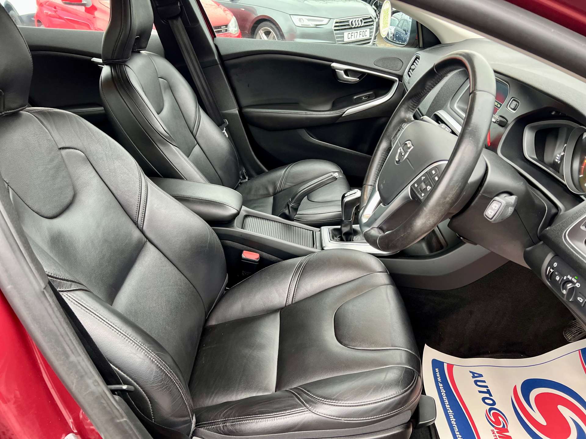 Used Volvo V40