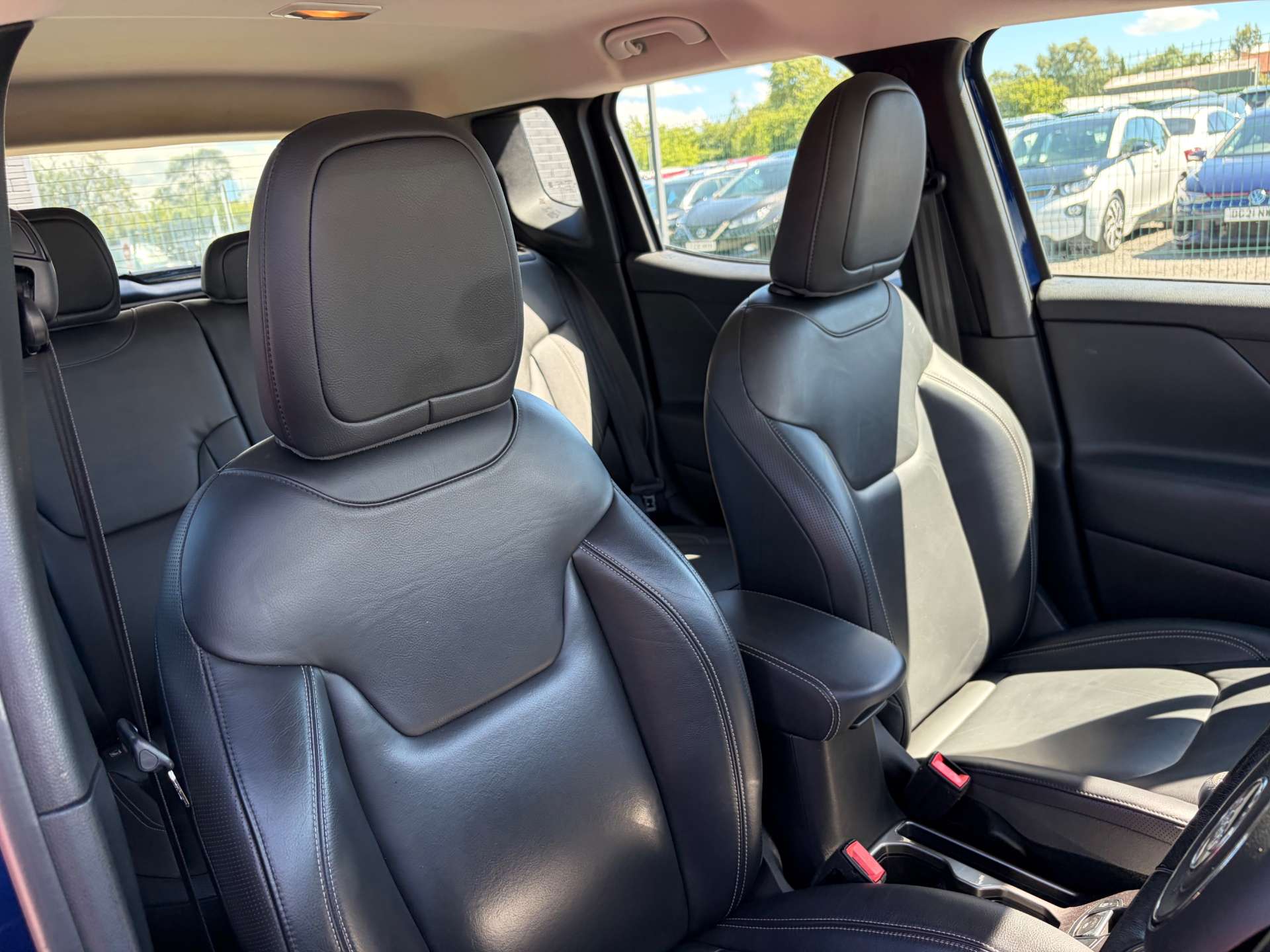 2019 Jeep Renegade — image 22
