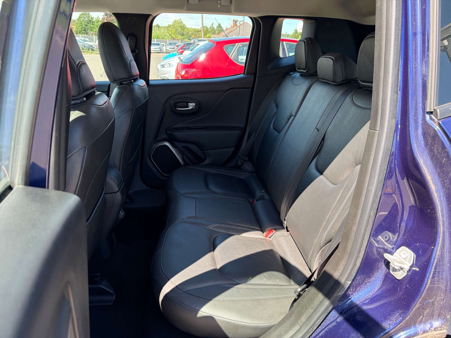 2019 Jeep Renegade — image 17