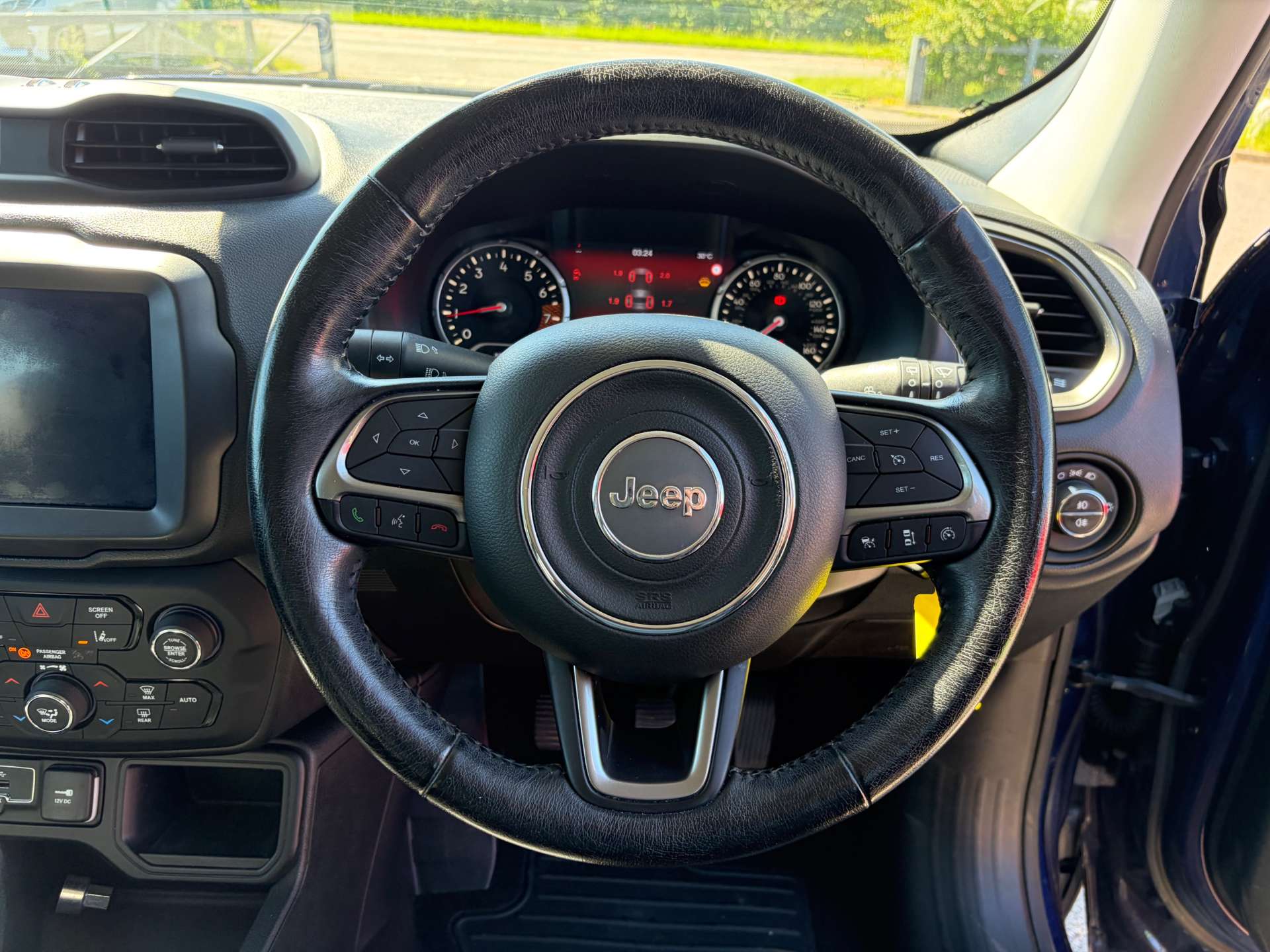 2019 Jeep Renegade — image 23