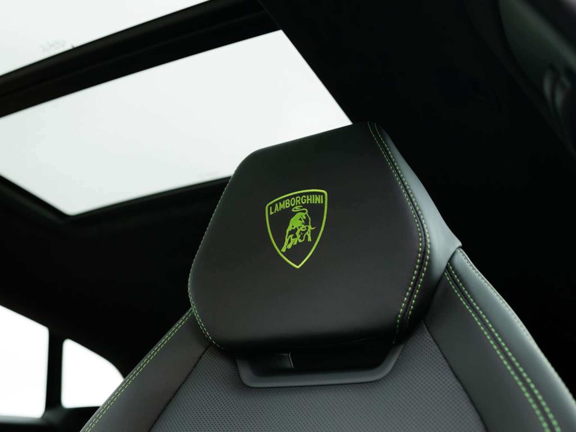 Used Lamborghini Urus