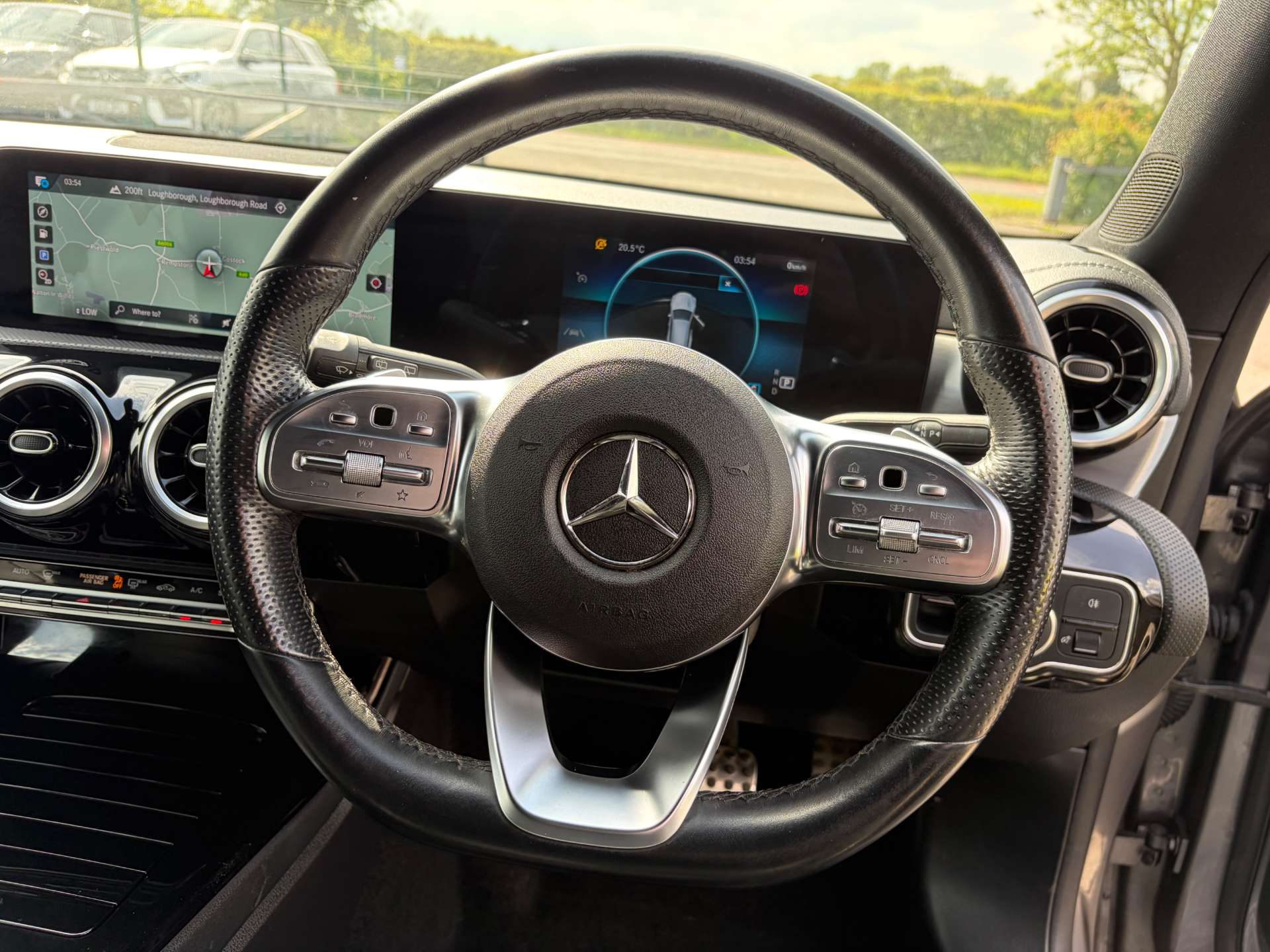 2022 Mercedes CLA180 — image 36
