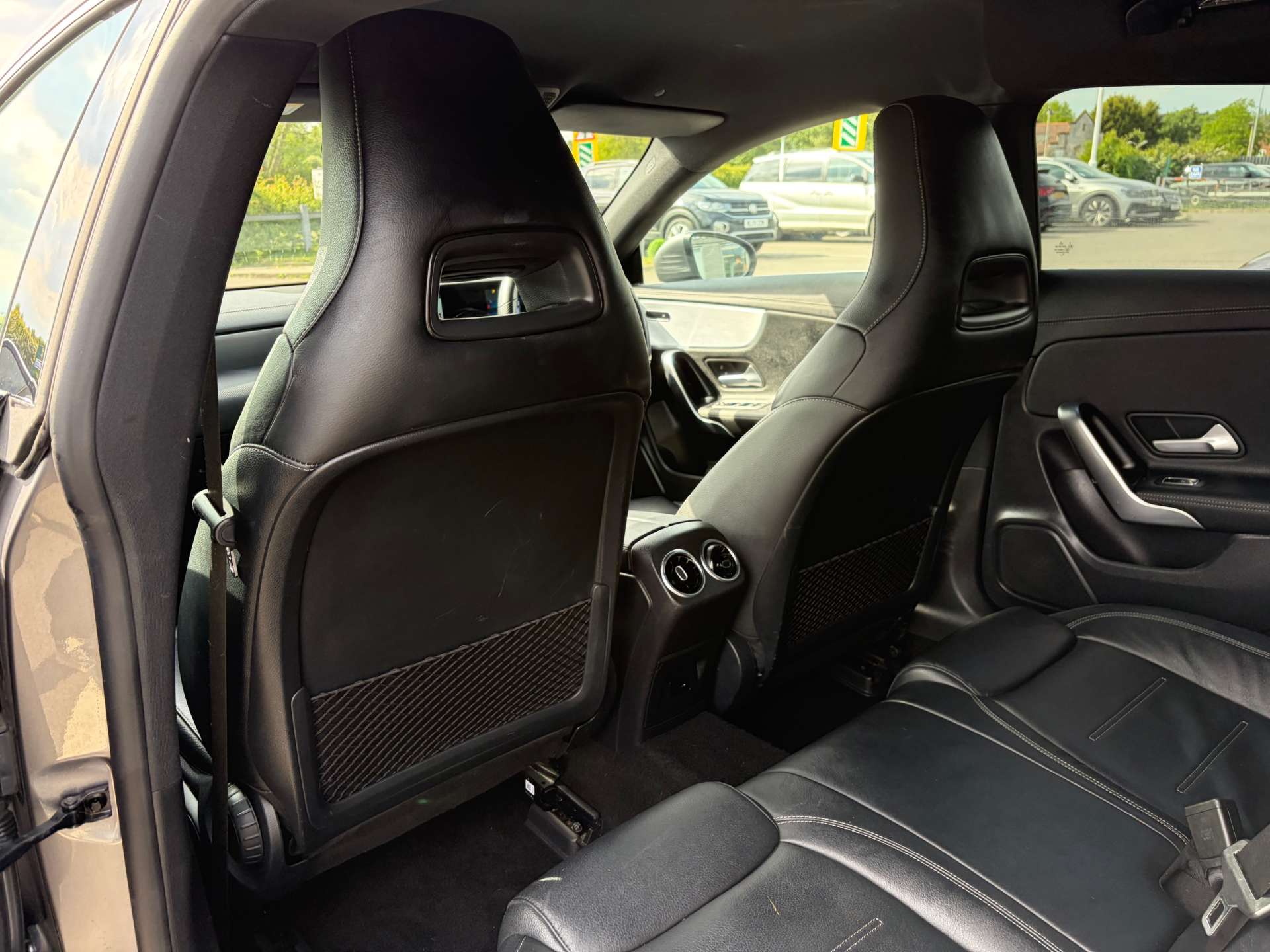 2022 Mercedes CLA180 — image 22