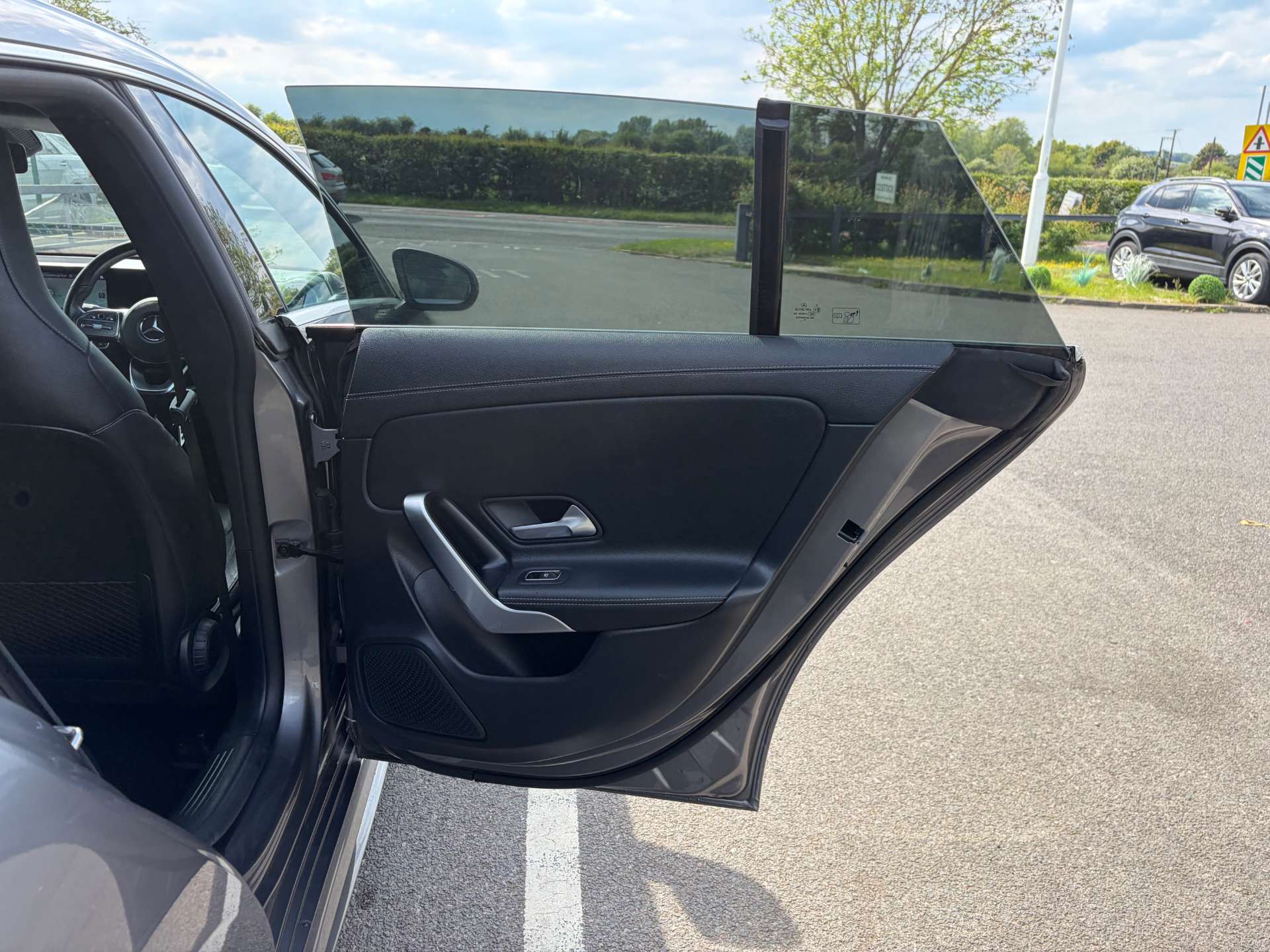 2022 Mercedes CLA180 — image 26