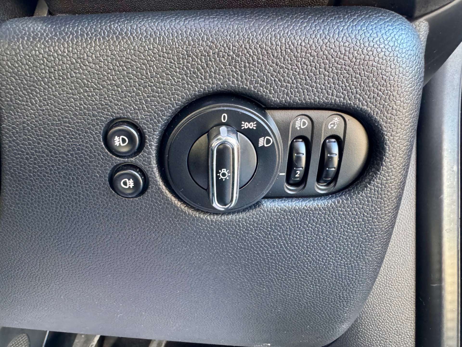Used MINI Hatch