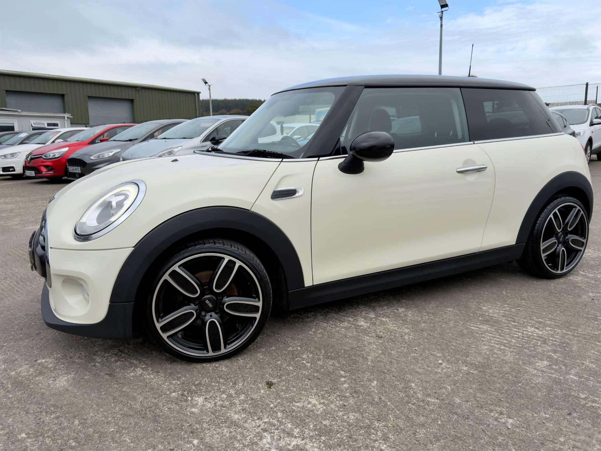 Used MINI Hatch