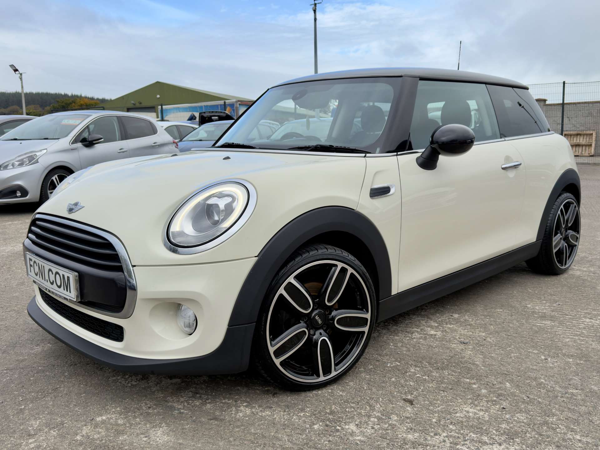 Used MINI Hatch