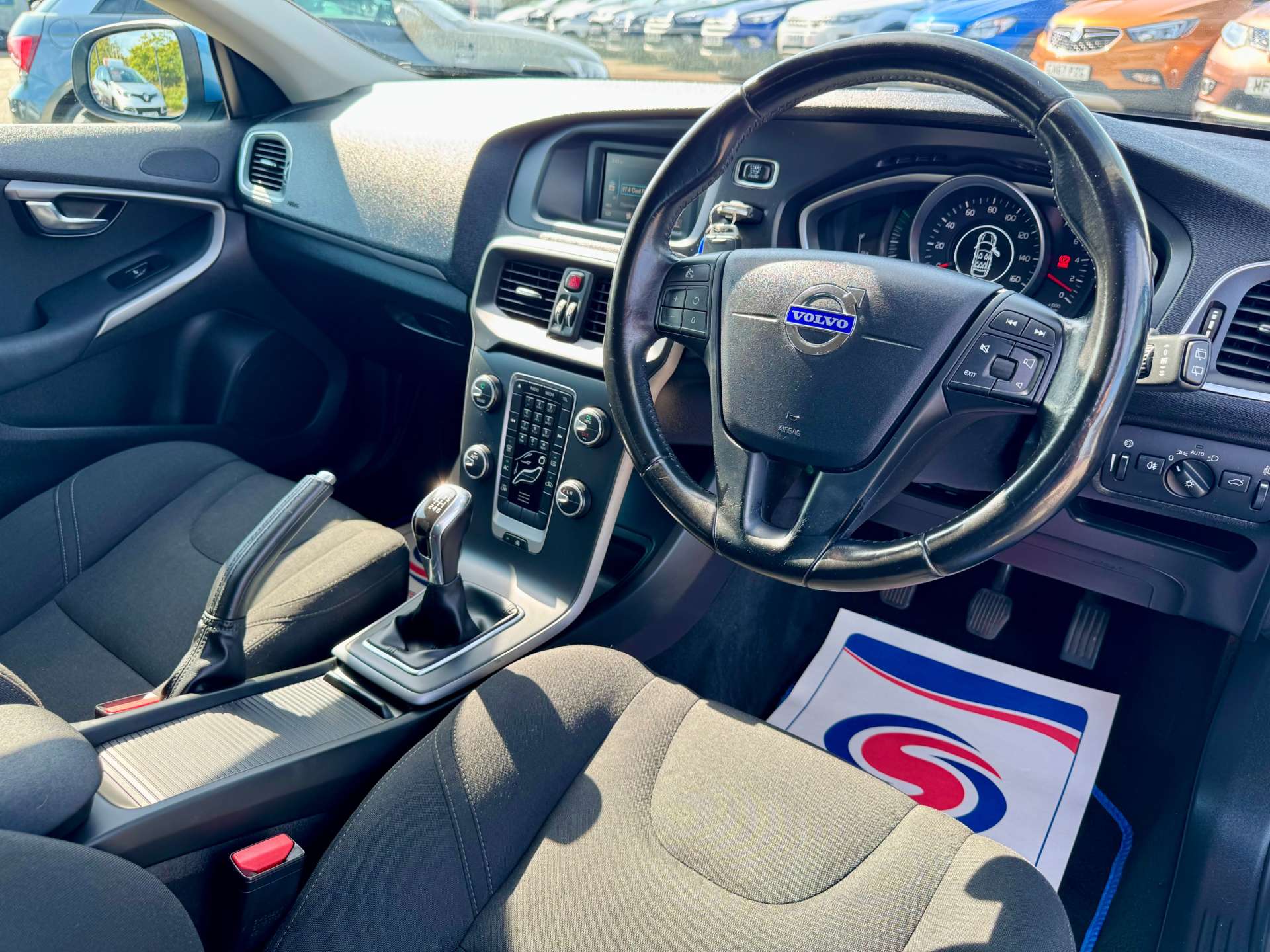 Used Volvo V40