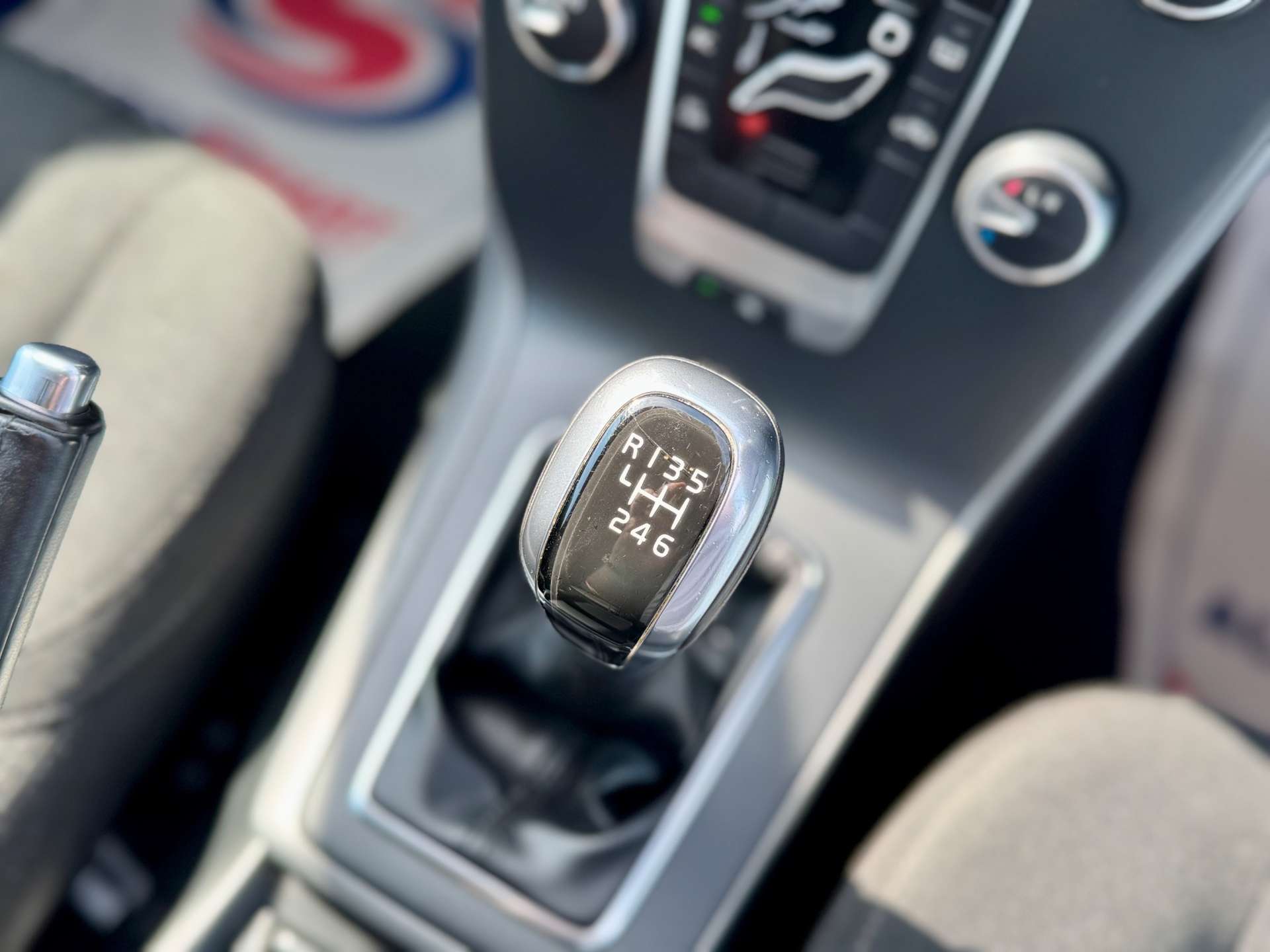 Used Volvo V40