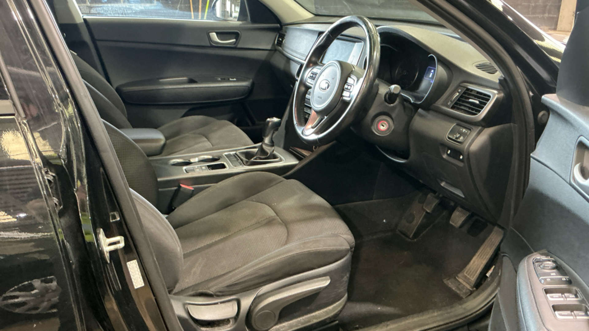 2018 Kia Optima — image 12