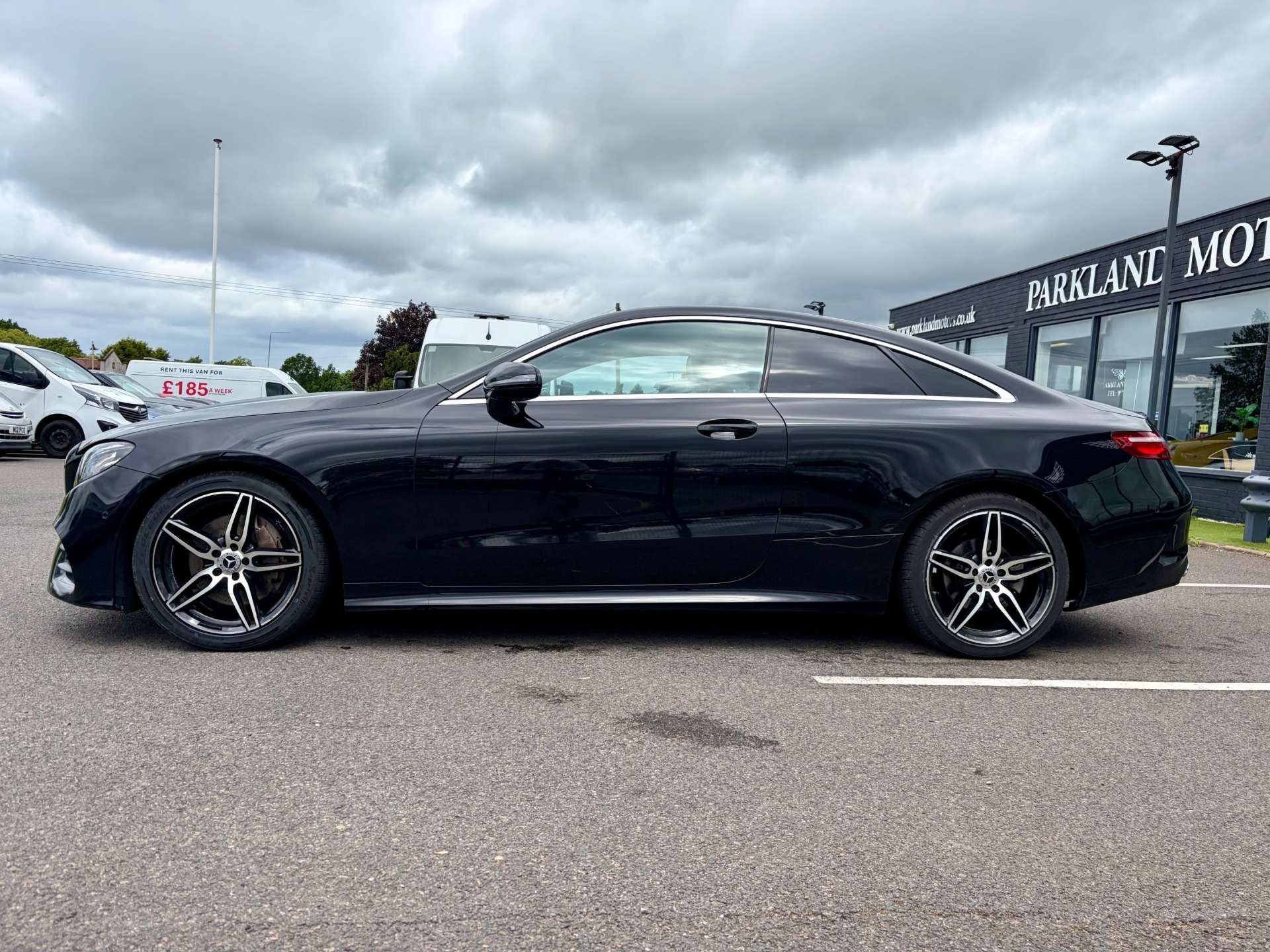 2019 Mercedes E220d — image 6
