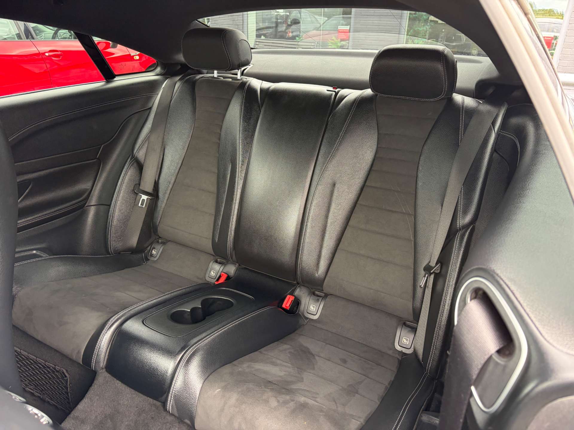 2019 Mercedes E220d — image 21