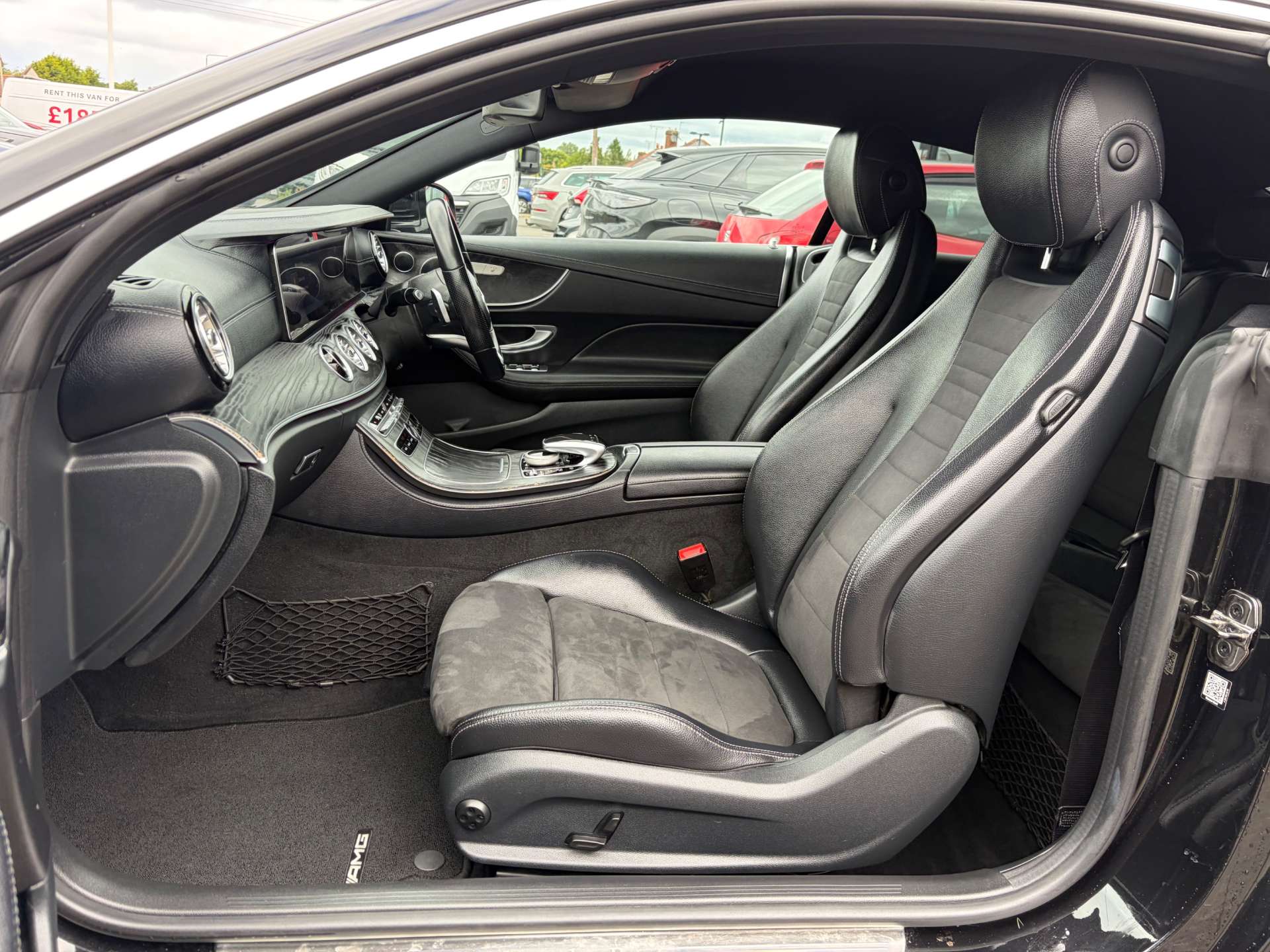2019 Mercedes E220d — image 18