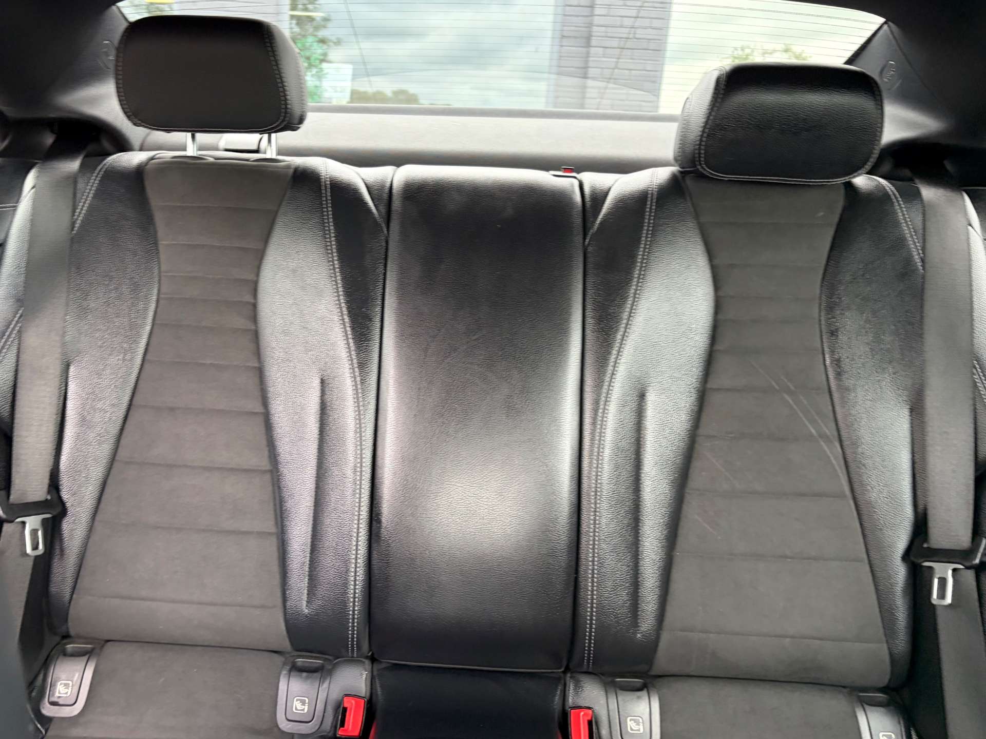 2019 Mercedes E220d — image 26