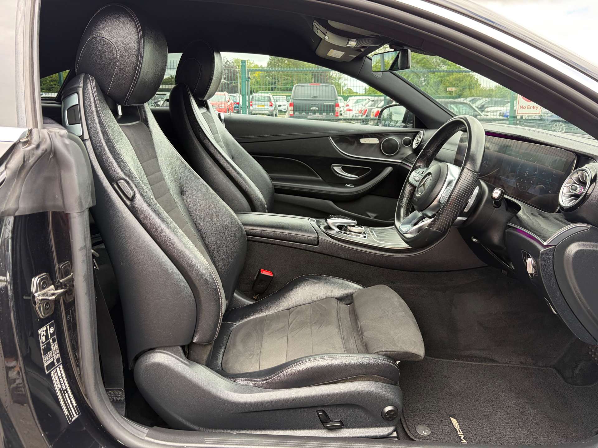 2019 Mercedes E220d — image 31