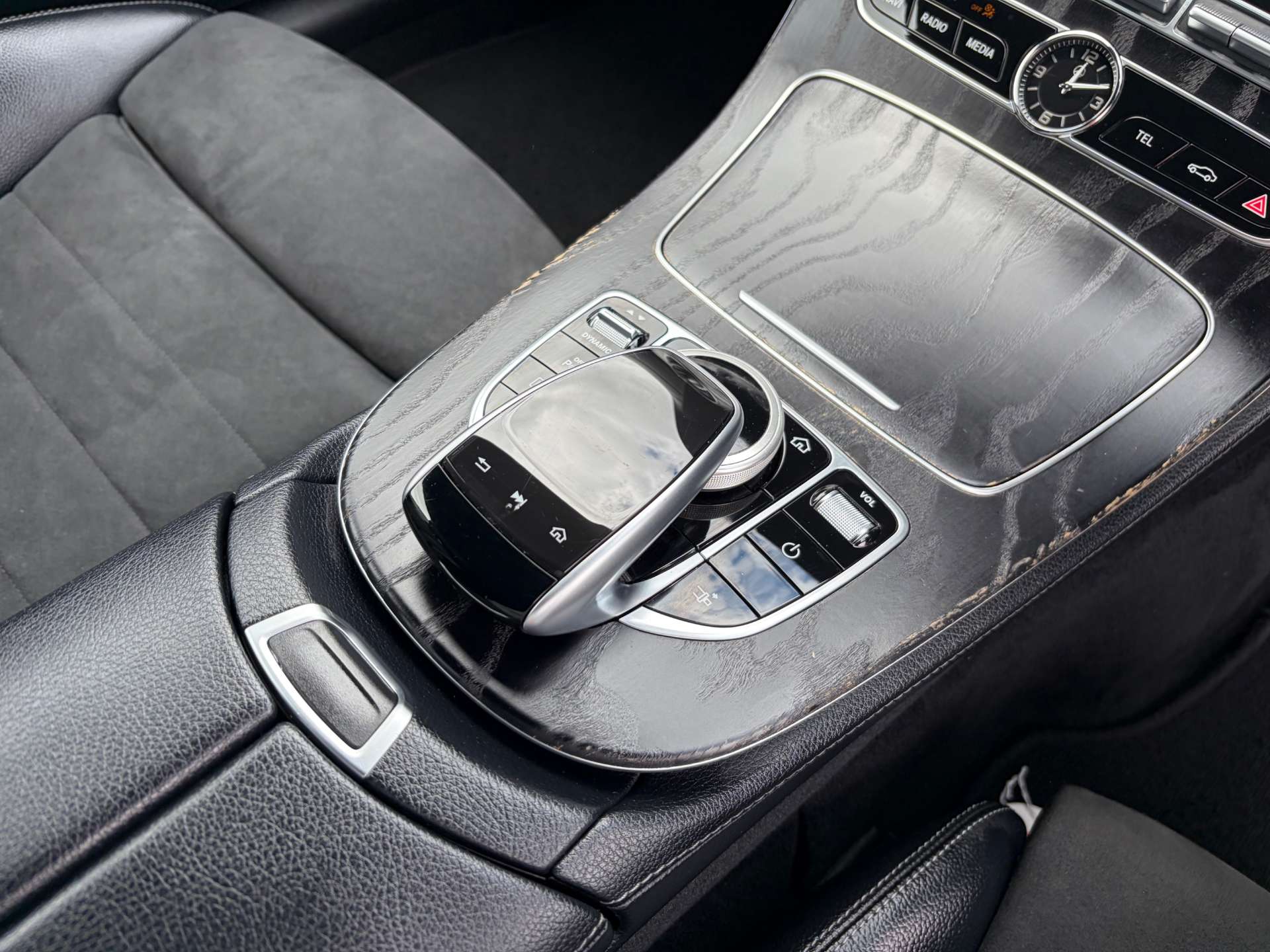 2019 Mercedes E220d — image 39