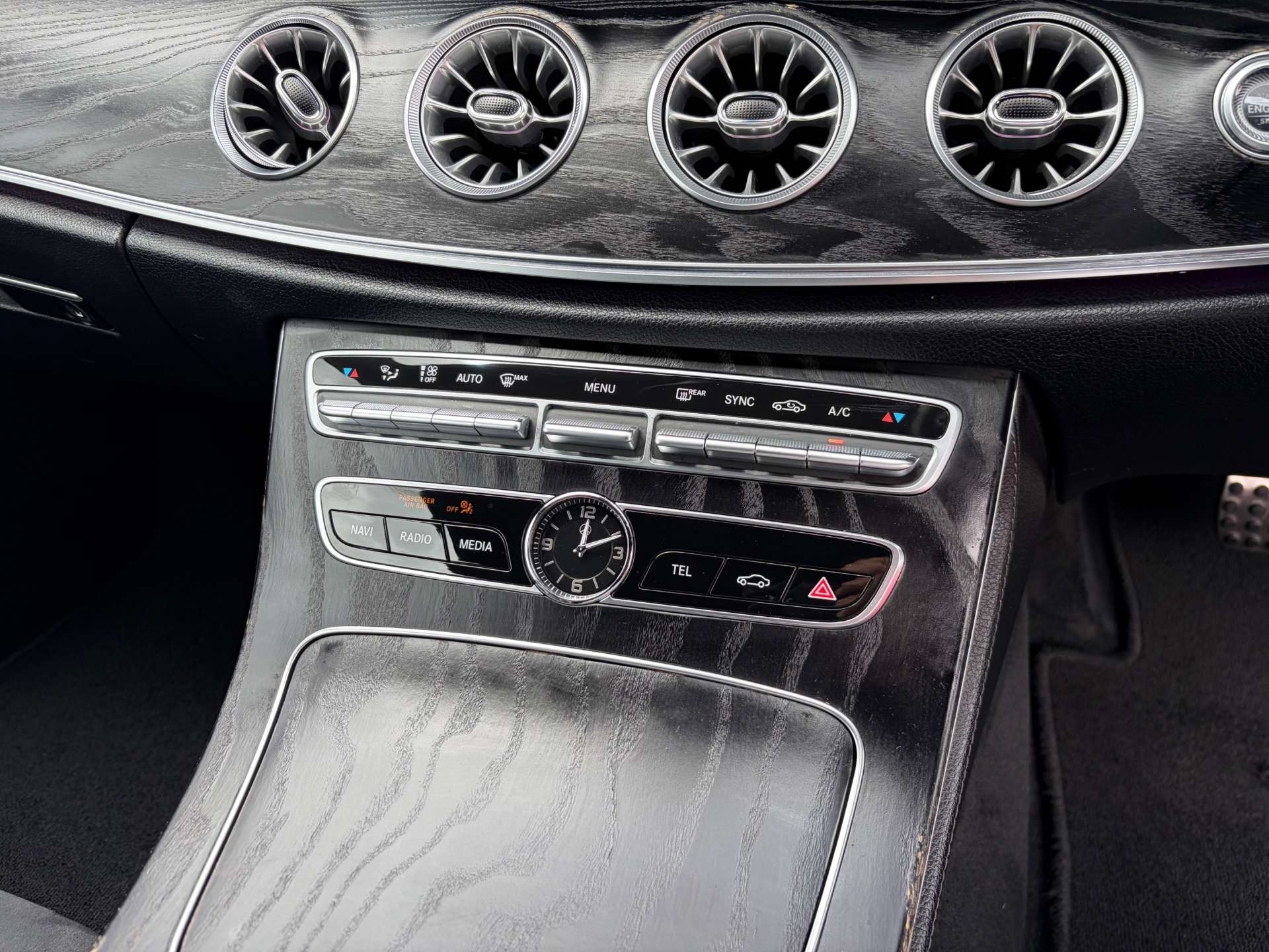 2019 Mercedes E220d — image 42