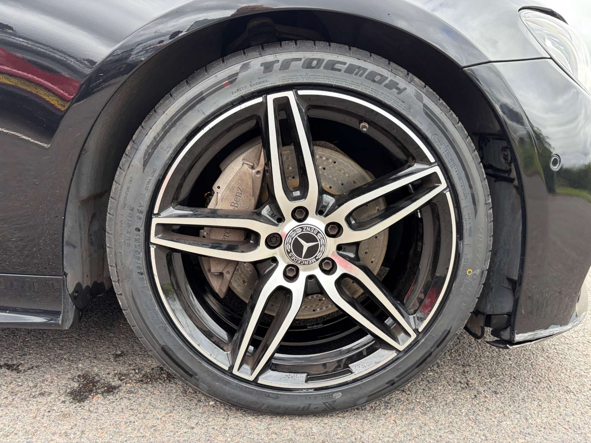 2019 Mercedes E220d — image 12