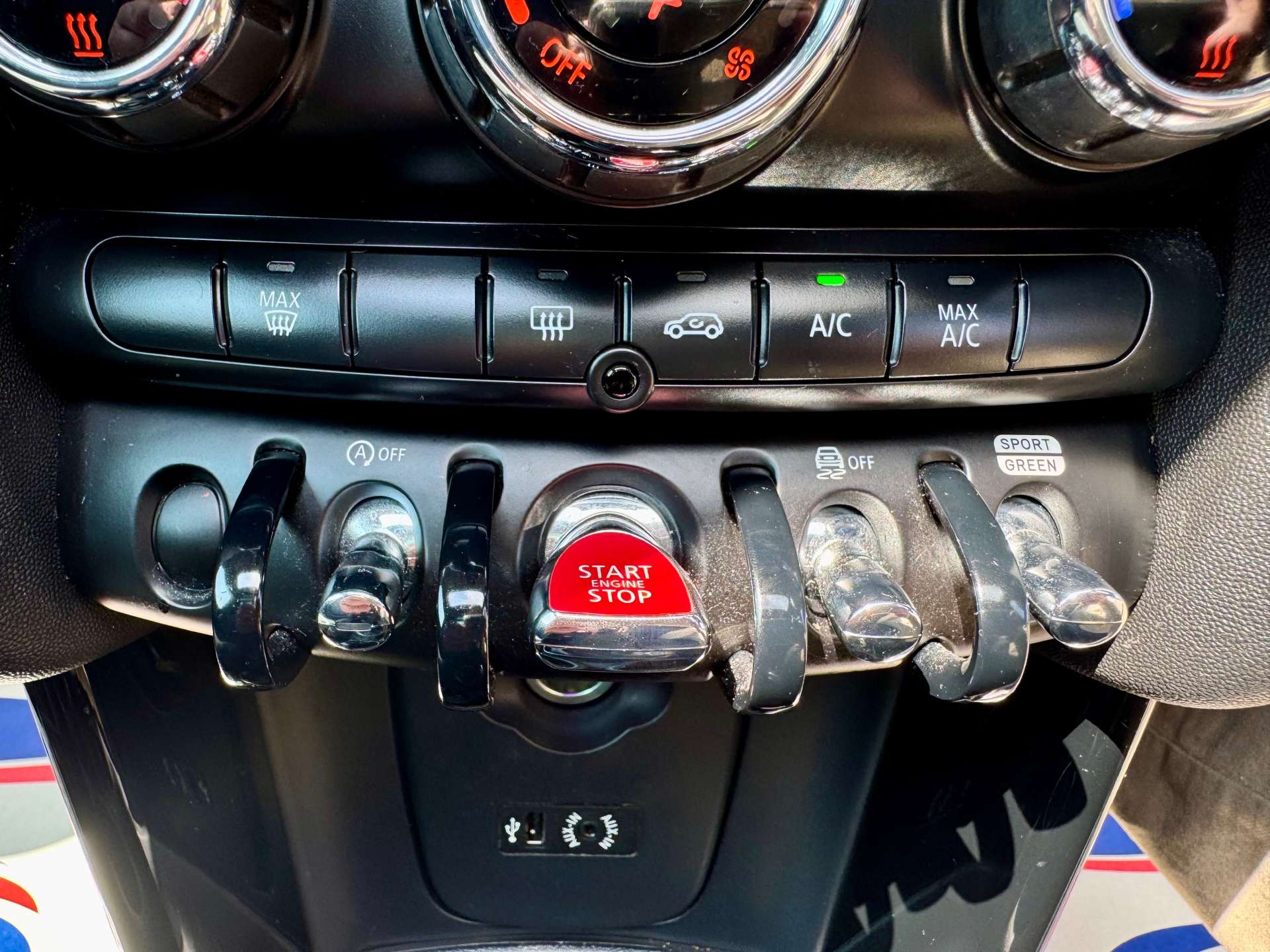 Used MINI Hatch