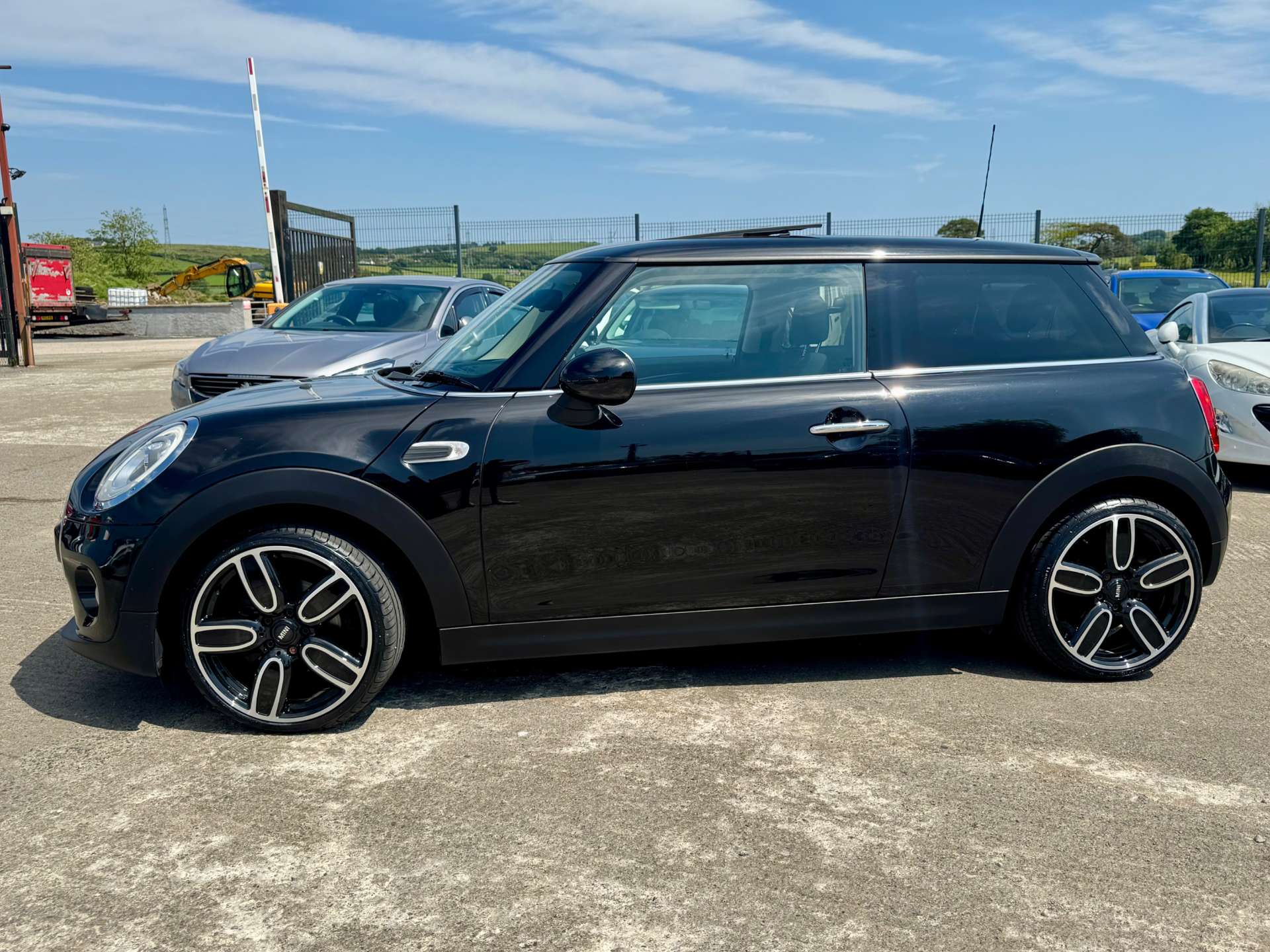 Used MINI Hatch