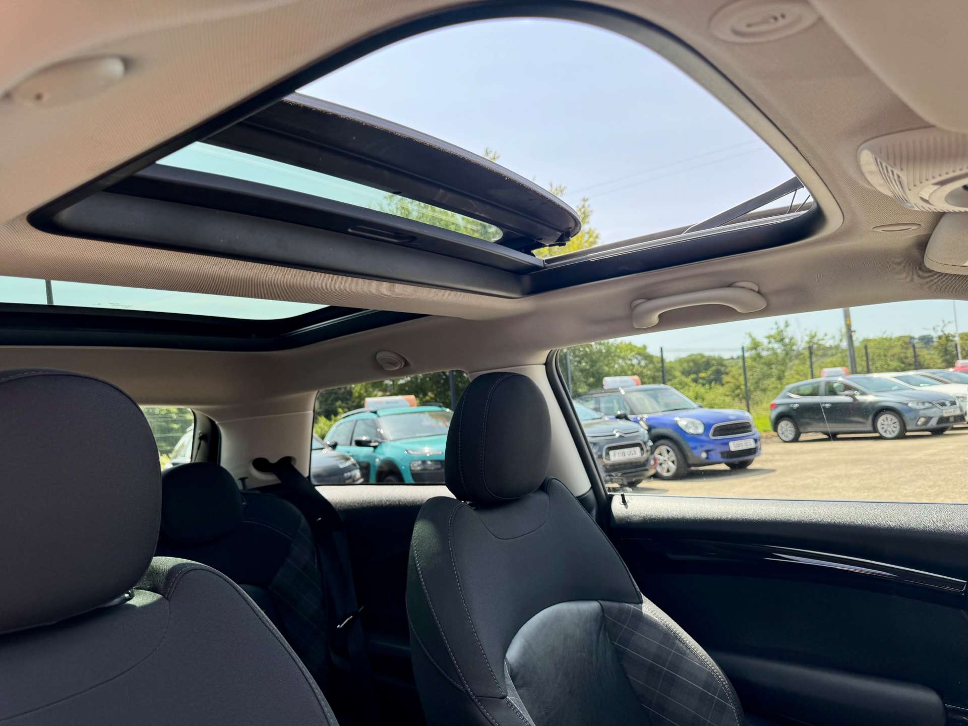 Used MINI Hatch