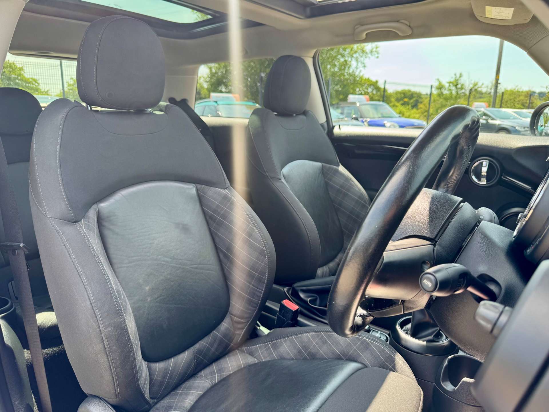 Used MINI Hatch
